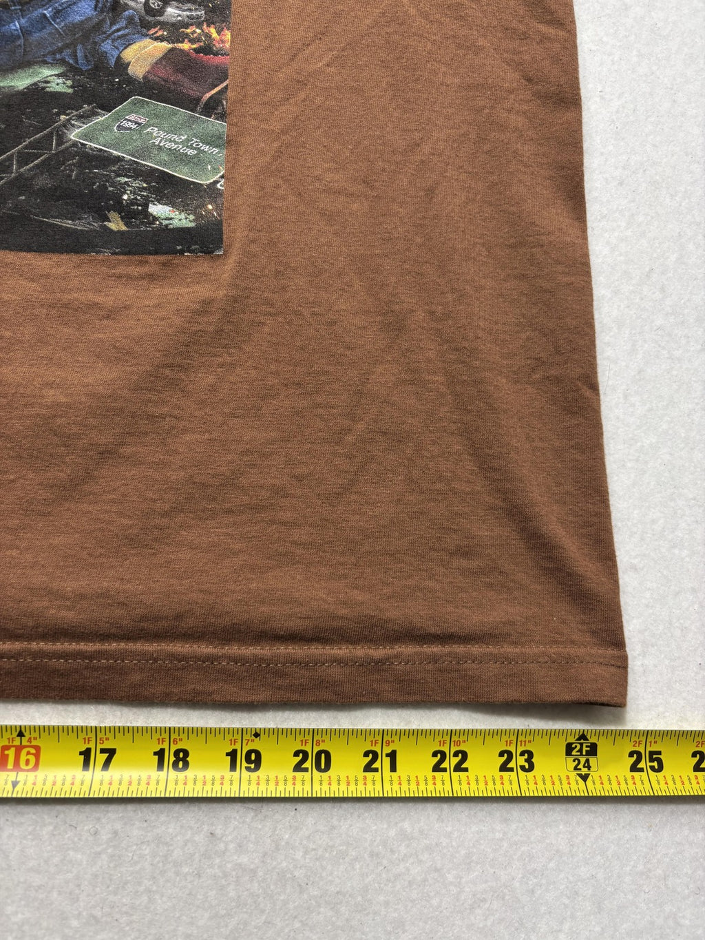 Supreme Shirt Mens XL Brown Dinosaur Statue Of Liberty Graphic Tee City