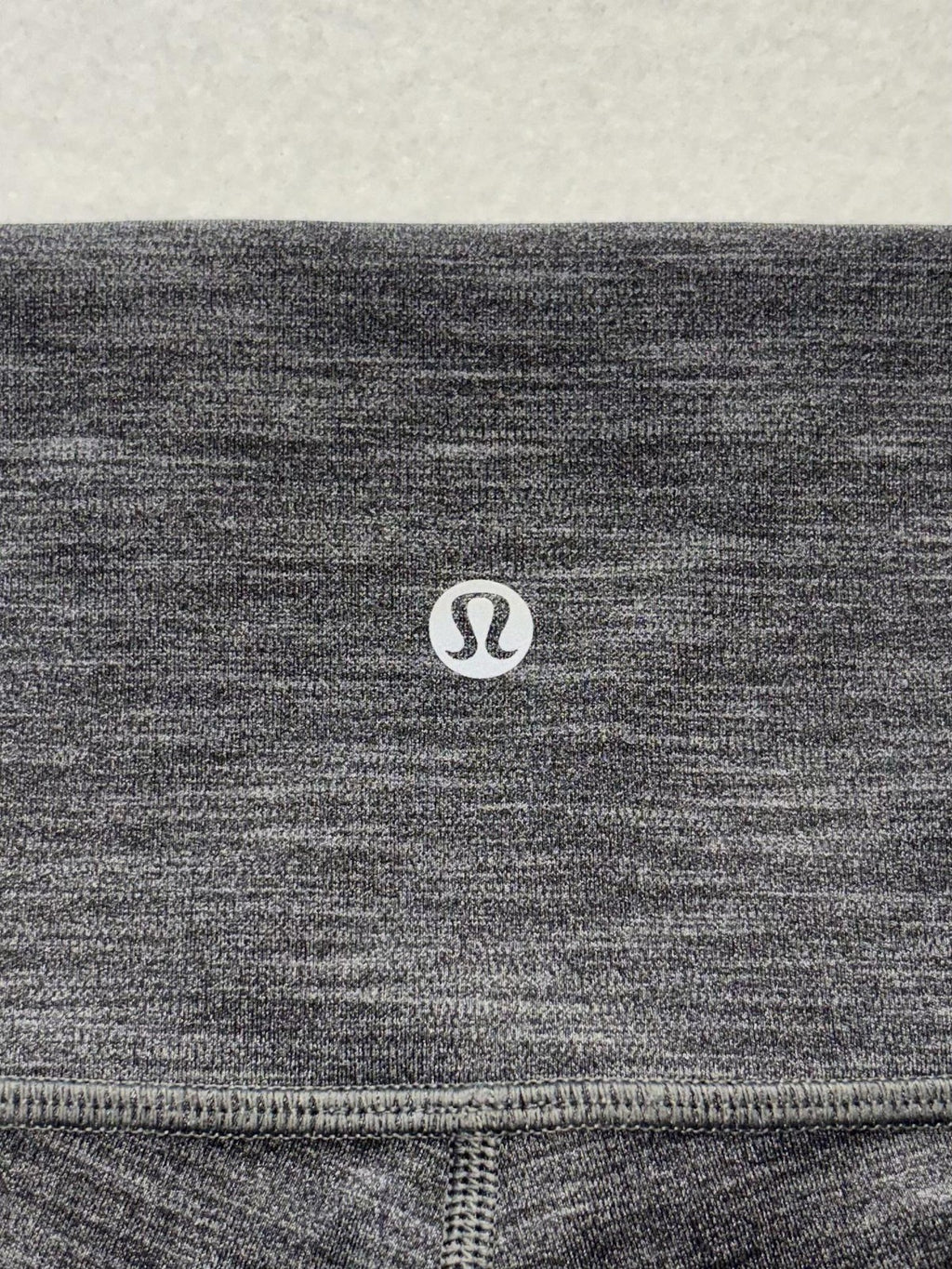 Lululemon Leggings Womens 8 Gray High Rise 27" Inseam Ankle Yoga Stretch Knit