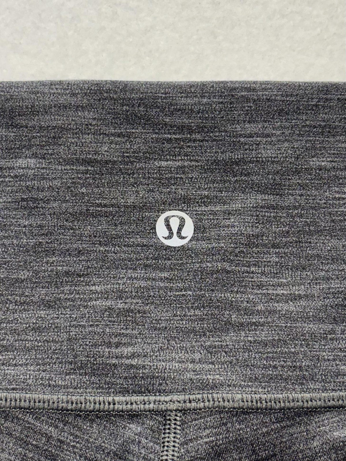 Lululemon Leggings Womens 8 Gray High Rise 27" Inseam Ankle Yoga Stretch Knit