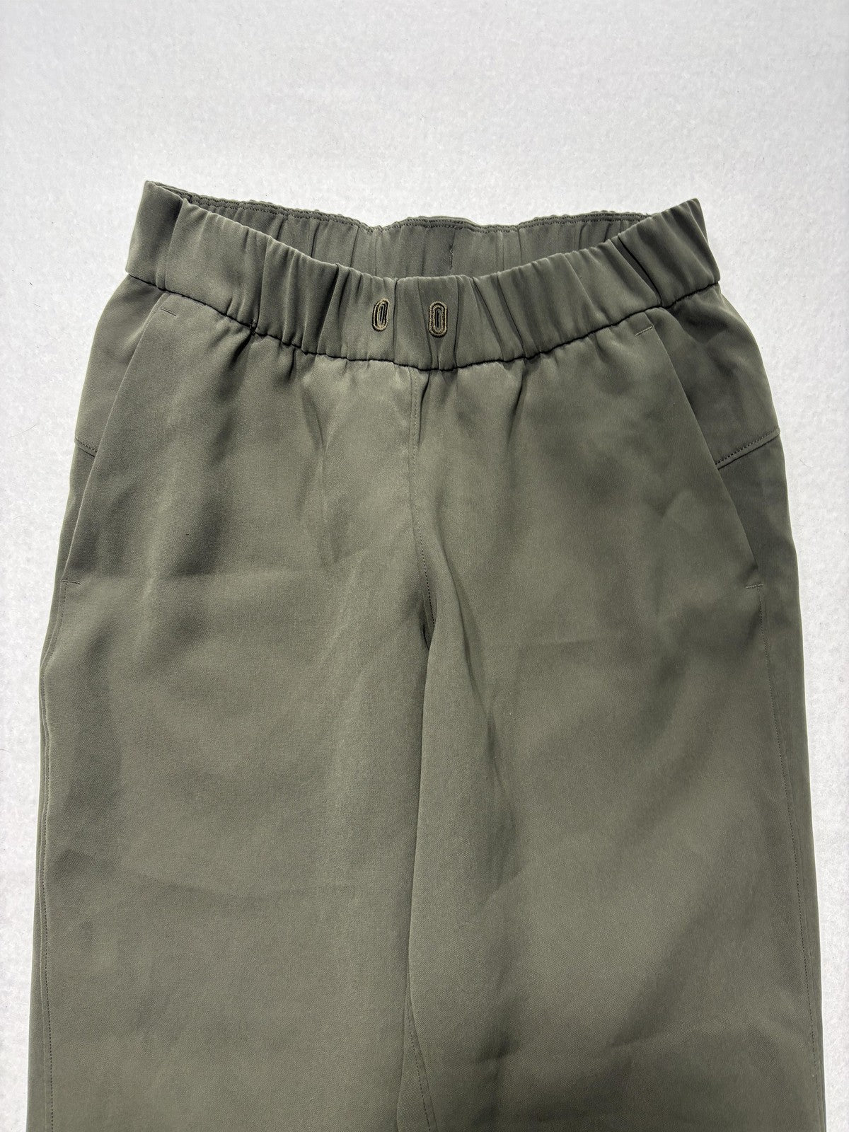 Lululemon Jogger Pants Womens 8 Green Elastic Waist Woven Cuffed Ankle Pockets