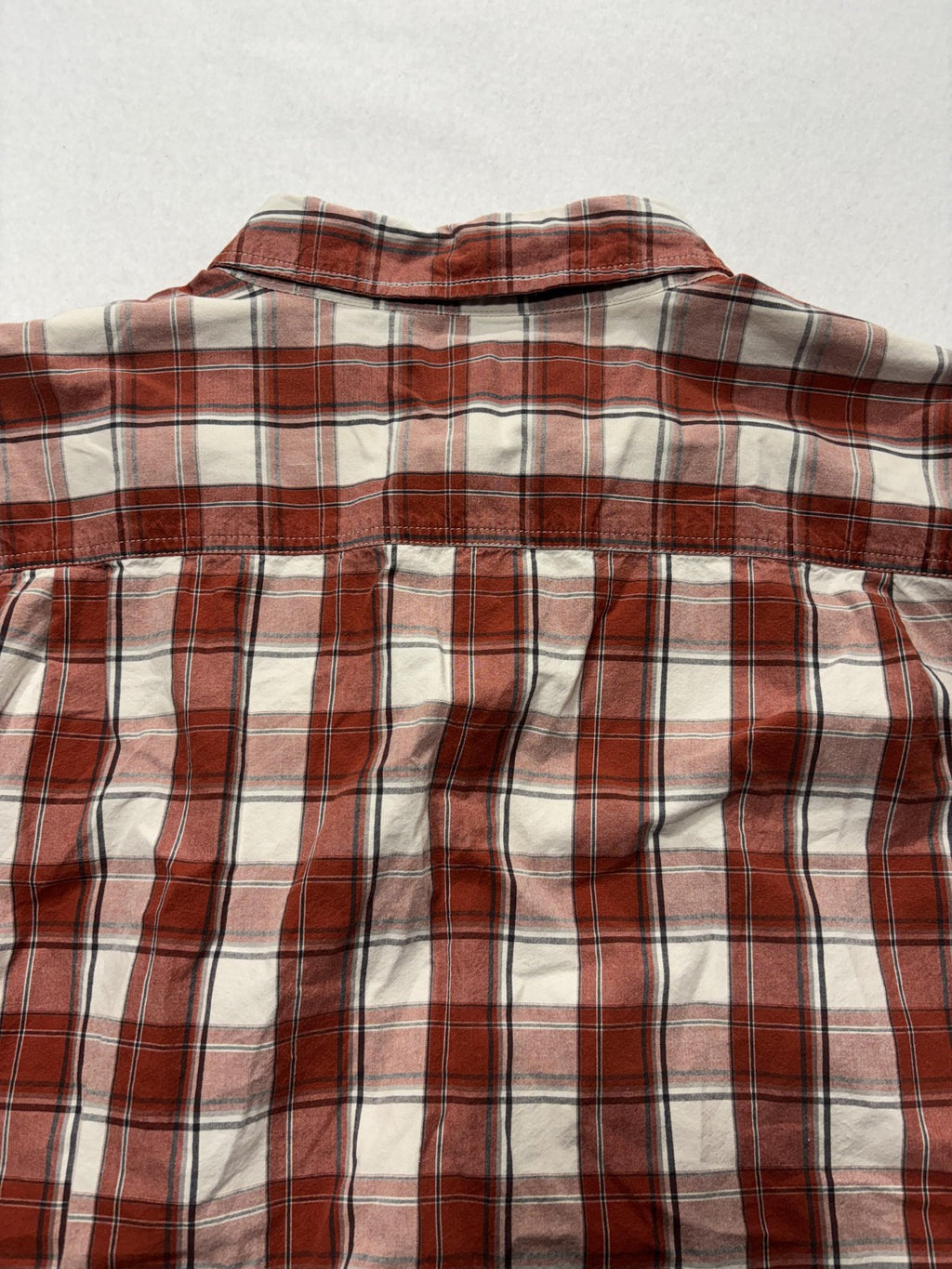 Carhartt Shirt Mens 2XL Red Plaid Long Sleeve Button Up Relaxed Fit Workwear