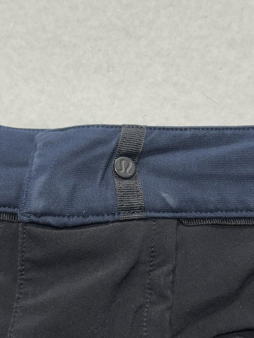 Lululemon Chino Pants Mens 34x31 Blue Slim Straight Stretch Casual Outdoor