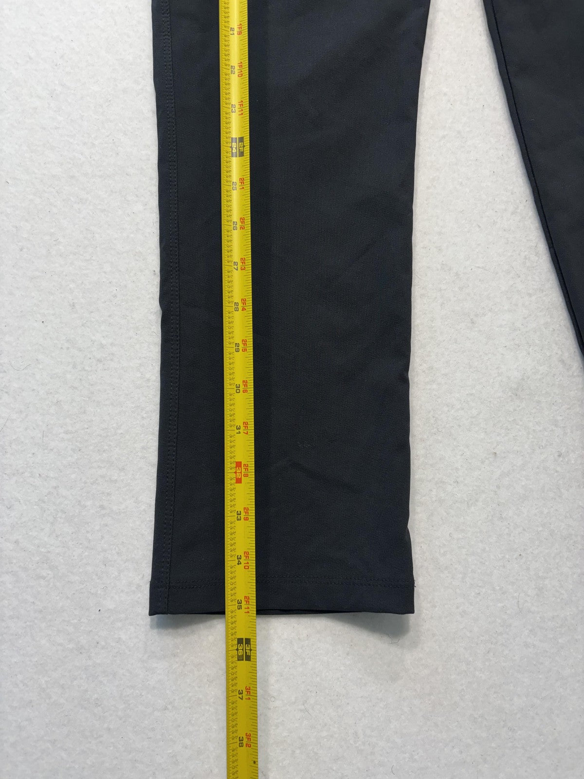 Columbia Pants Womens Medium Black Omni-Shield Softshell Ankle Hiking Pull On
