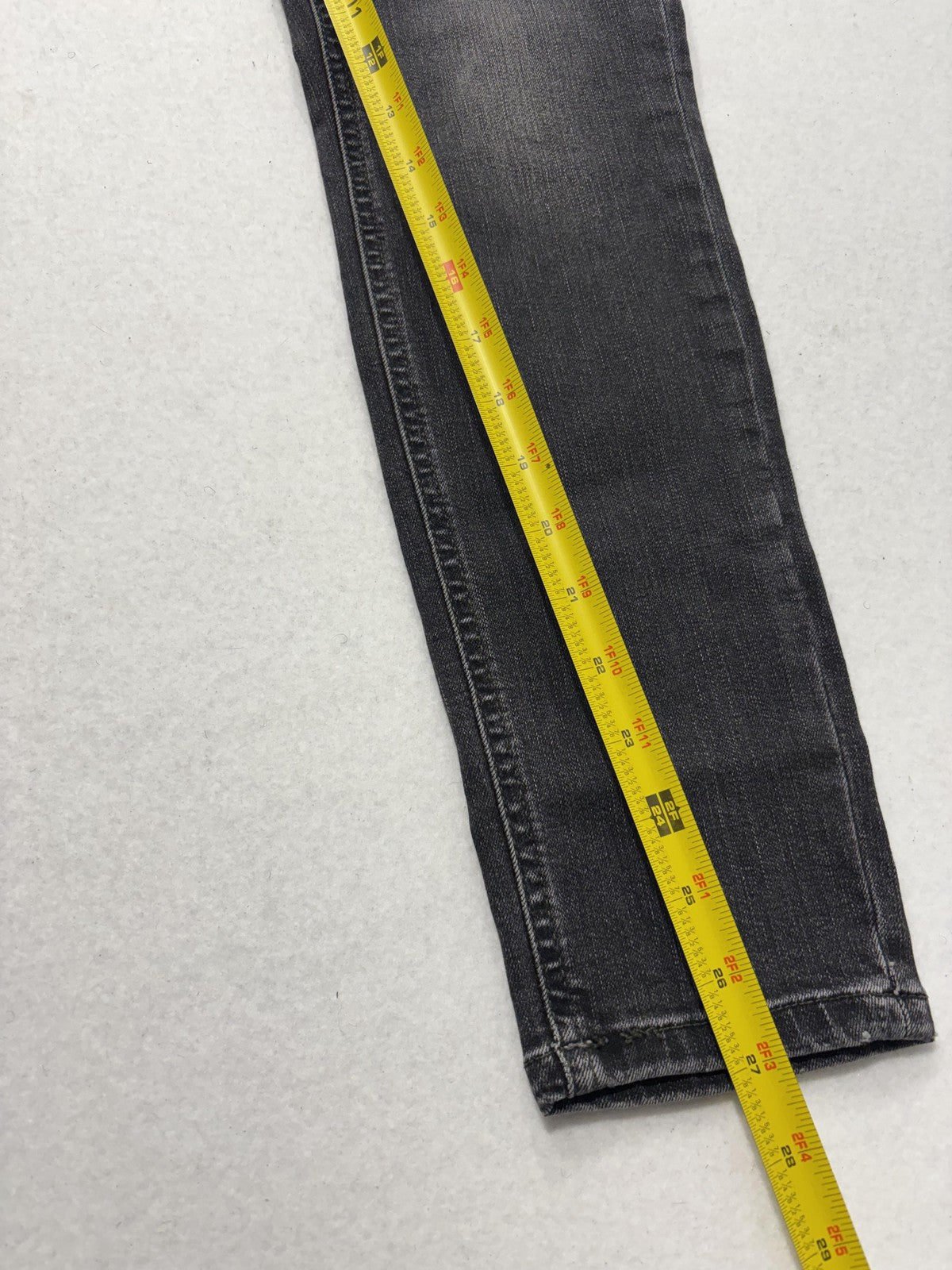 We The Free Jeans Mens 31x29 Gray Charcoal Wash Slim Skinny Denim Five Pocket