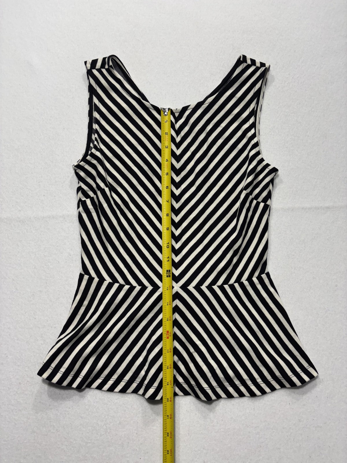 Banana Republic Tank Top Womens 4 Black White Stripe Peplum Stretch Knit Work