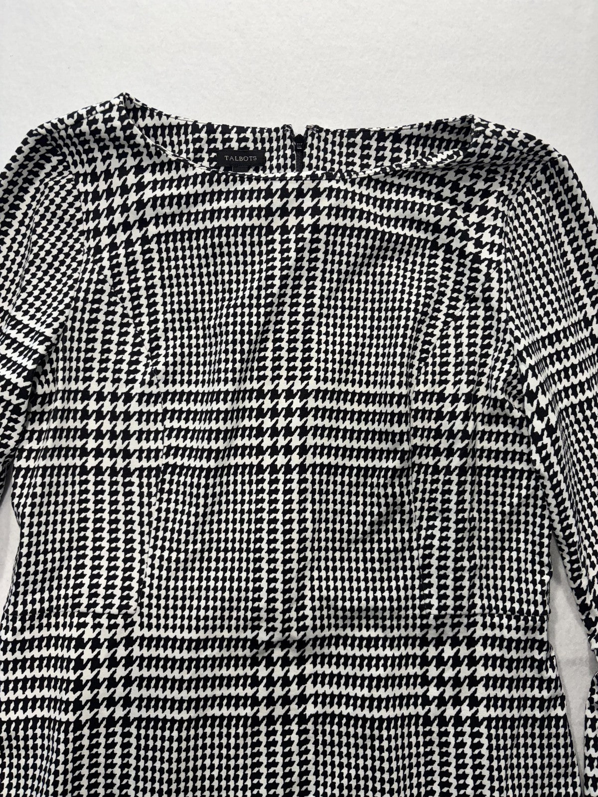 Talbots Dress Womens 14 Black Houndstooth Boat Neck 3/4 Bell Sleeve Sheath Knit