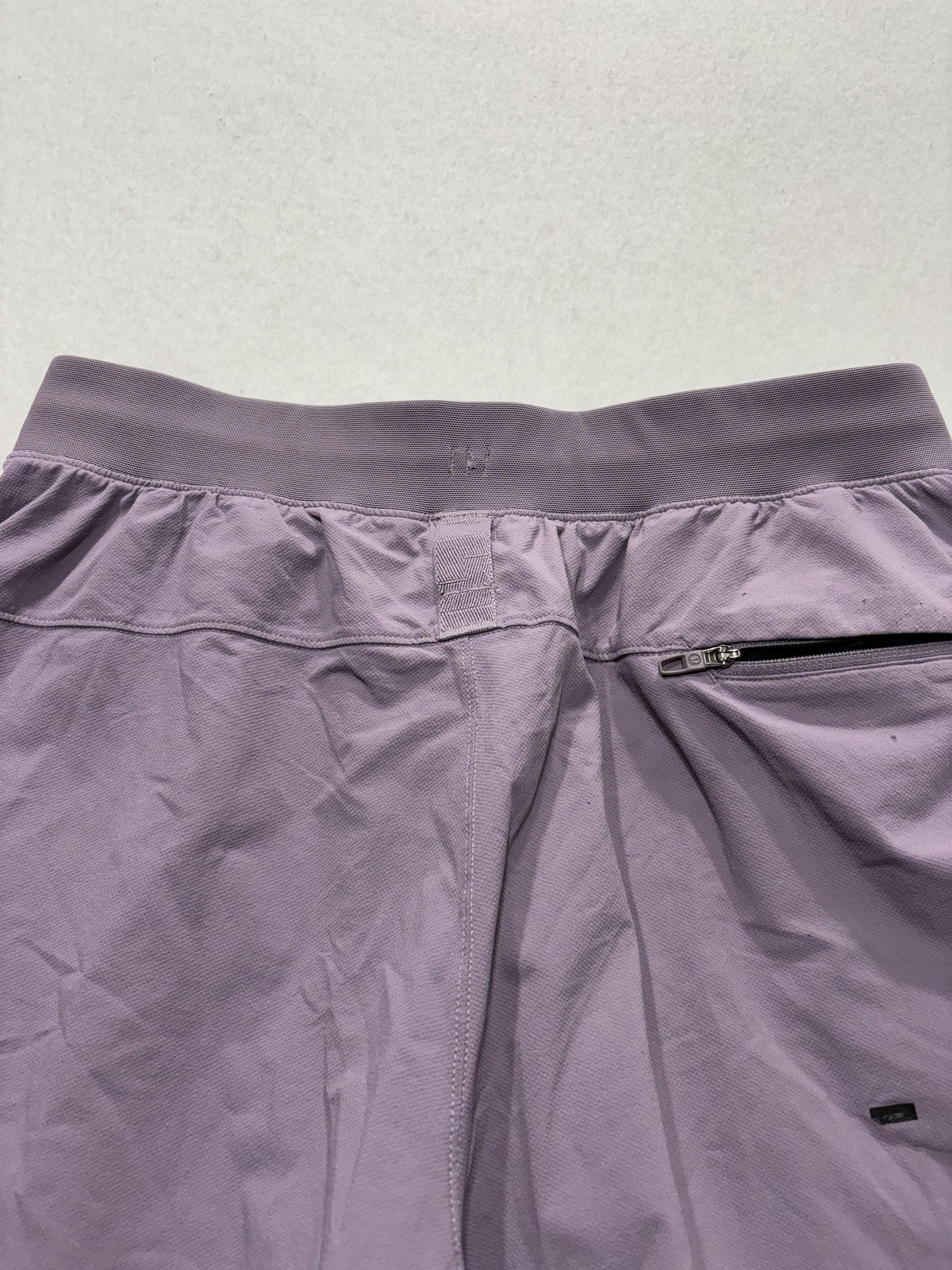 Lululemon Shorts Mens Large Purple 7" Inseam Running Quick Dry Athletic Training