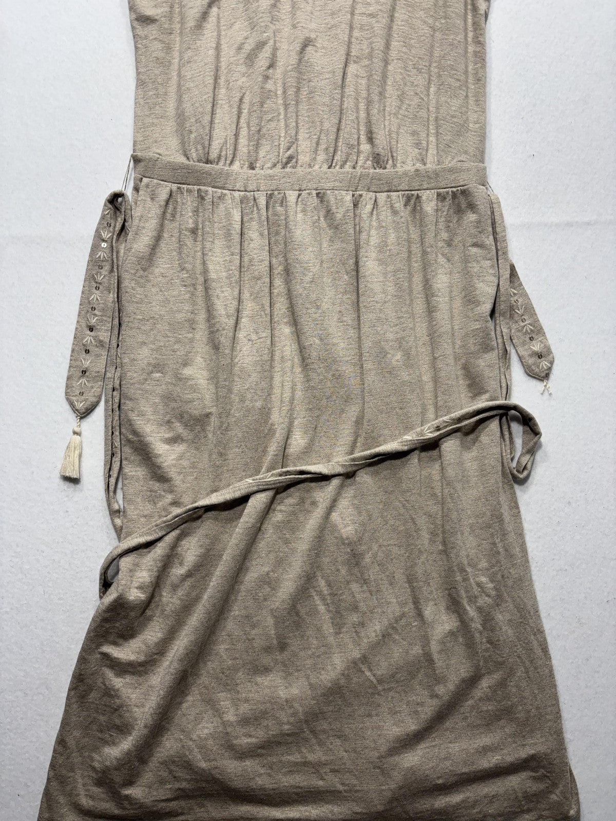 Tommy Bahama Dress Womens Medium Beige Beaded Scoop Neck Belted Hi Low Sundress