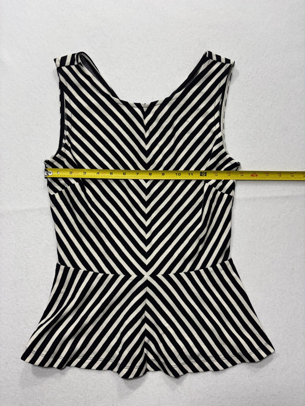 Banana Republic Tank Top Womens 4 Black White Stripe Peplum Stretch Knit Work