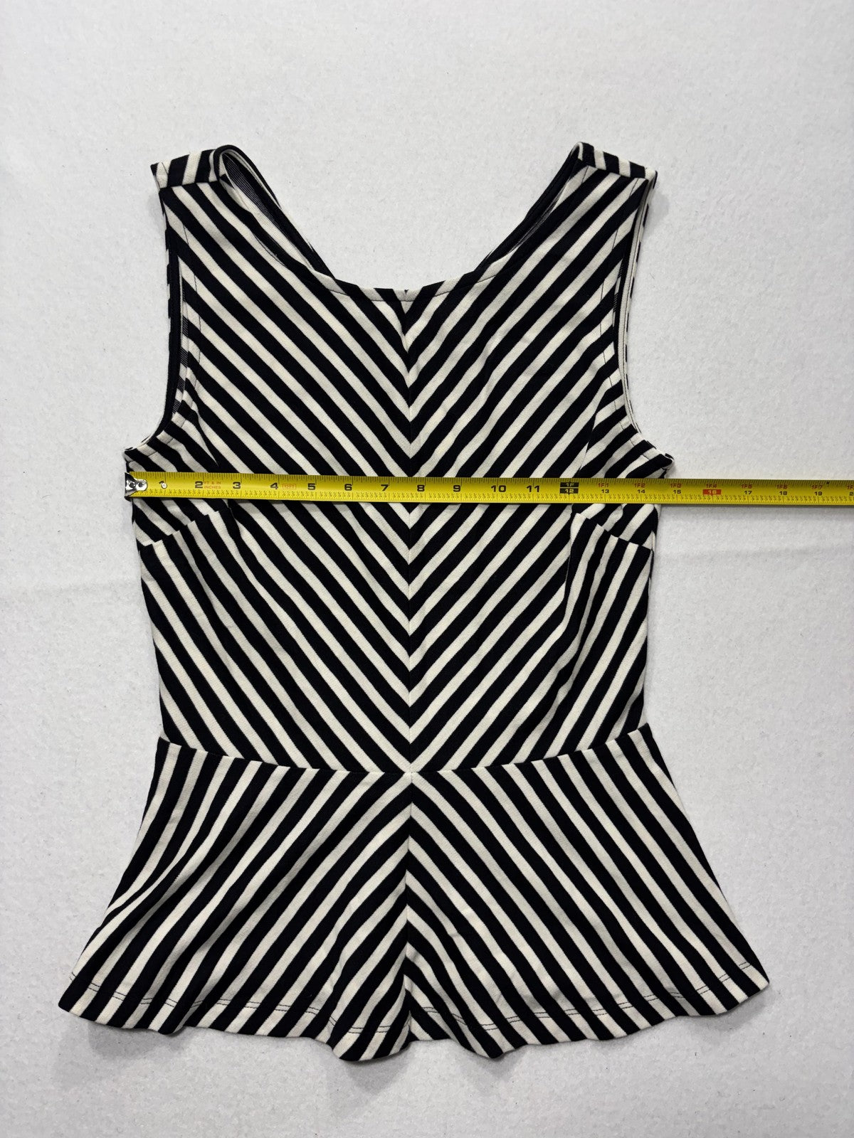 Banana Republic Tank Top Womens 4 Black White Stripe Peplum Stretch Knit Work