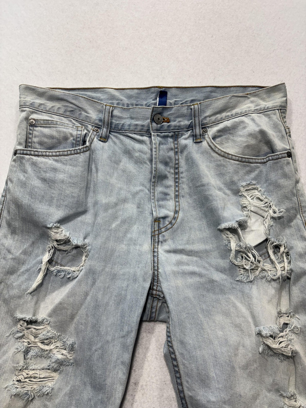 H&M Bermuda Shorts Mens 32 Blue Denim 12" Inseam Distressed Cut Off Frayed Hem