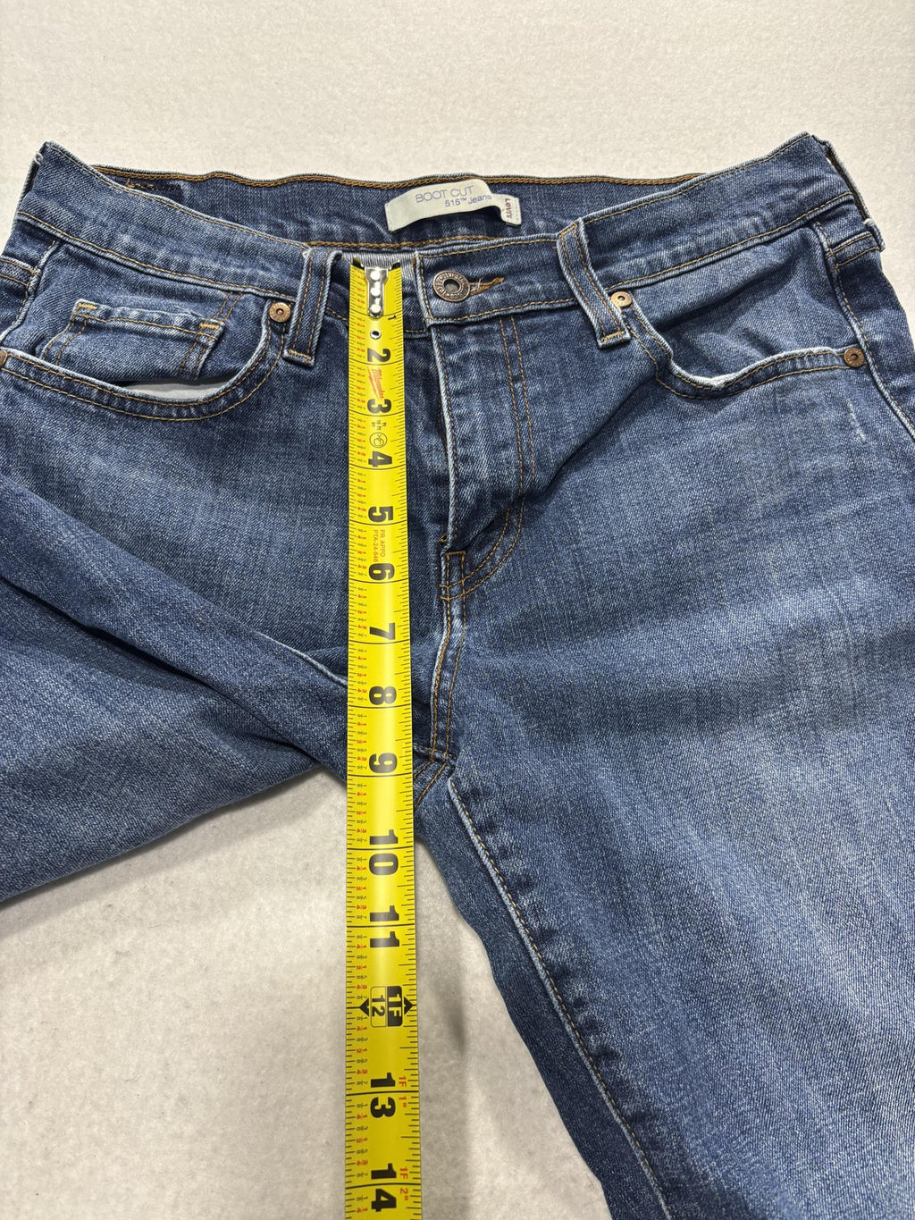 Levi's 515 Boot Cut Jeans Womens 8 Blue Medium Wash Mid Rise Slim Stretch 32x31