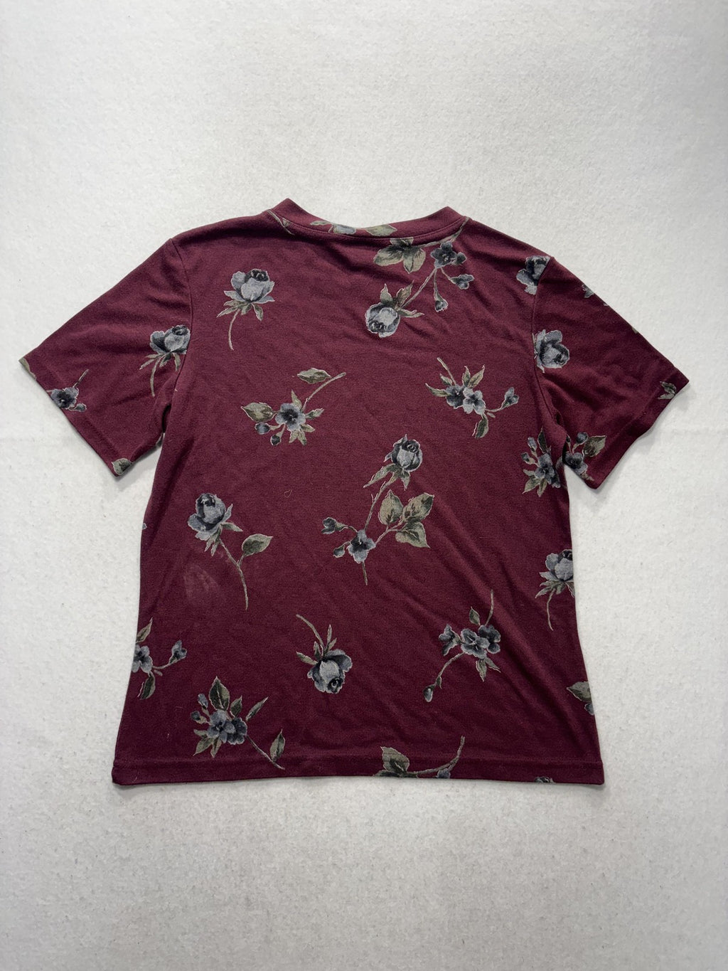 Jaclyn Smith Shirt Womens Large Red Floral Crew Neck Short Sleeve Tee Casual