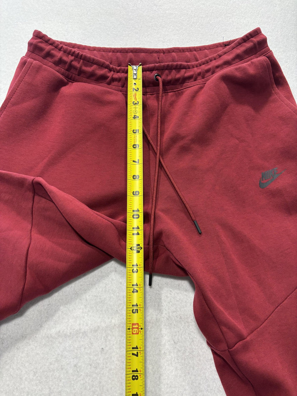 Nike Jogger Pants Mens Large Red Fleece Elastic Waist Zip Pockets Athletic