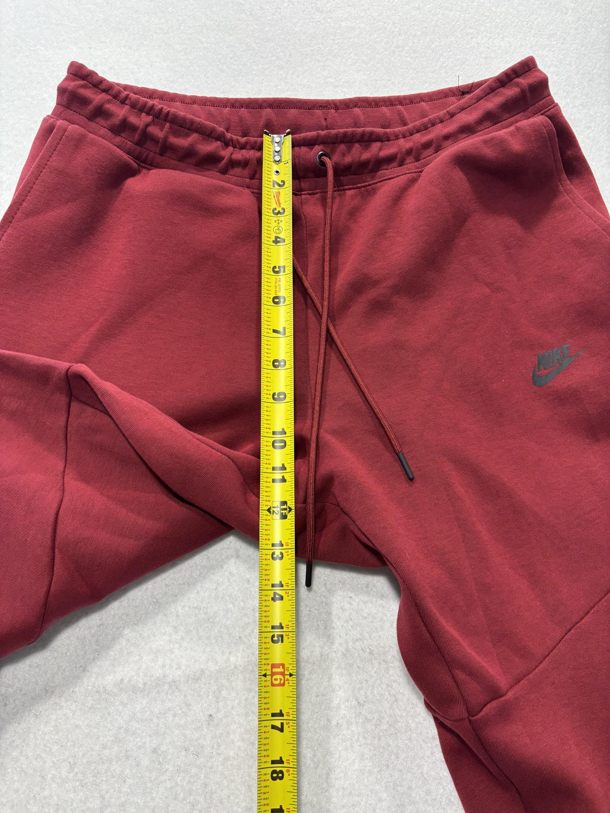 Nike Jogger Pants Mens Large Red Fleece Elastic Waist Zip Pockets Athletic