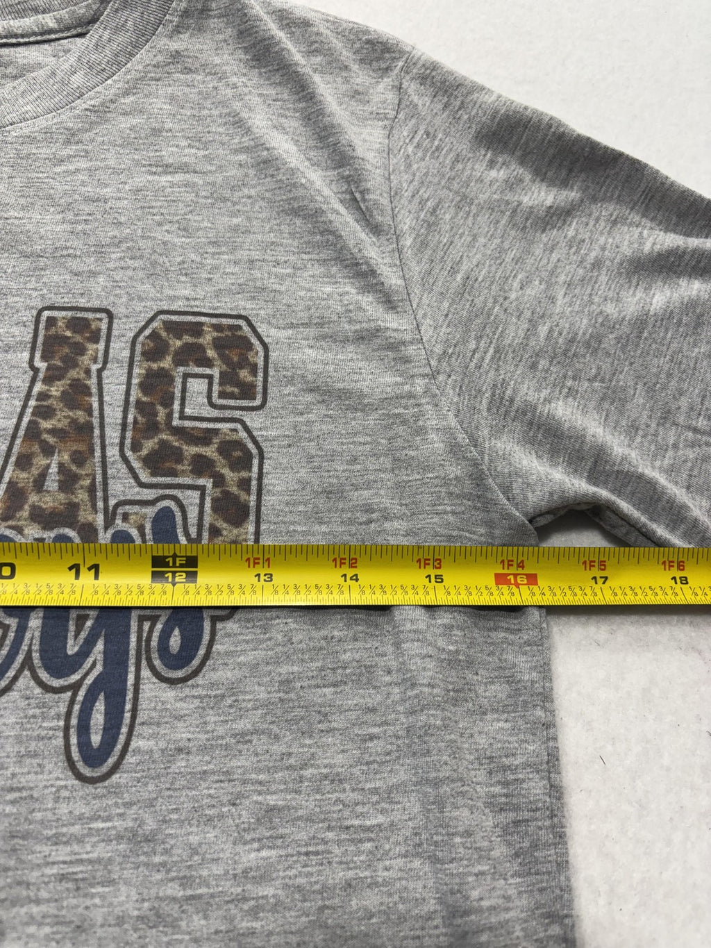 Dallas Cowboys Shirt Womens Small Gray NFL Football Leopard Print Gildan Tee