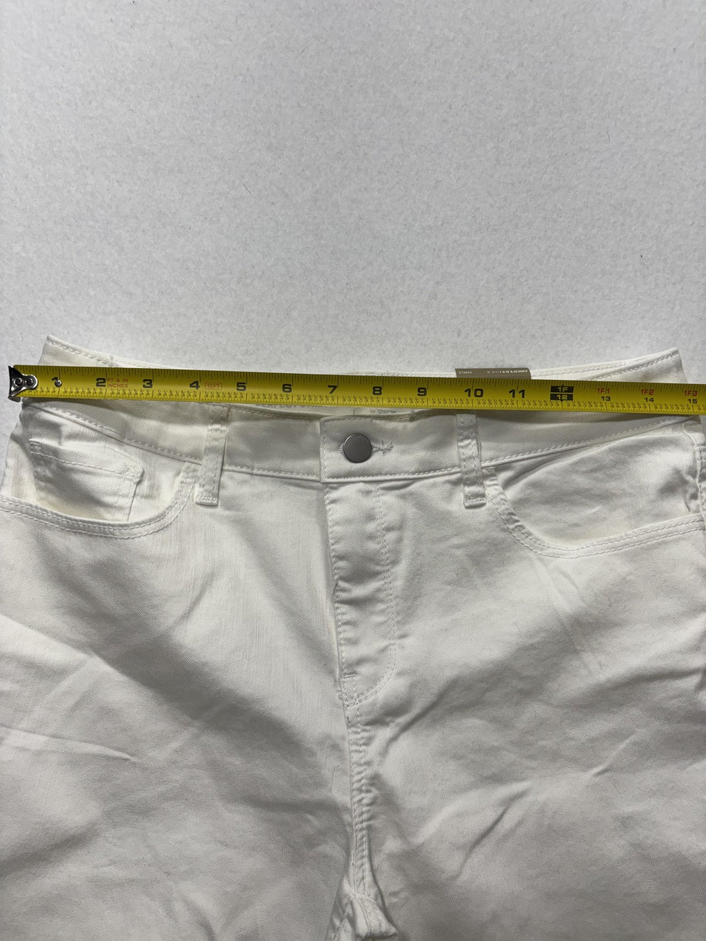 Chico's Jeans Womens 6 White Paisley Stretch Girlfriend Slim Ankle Raw Hem