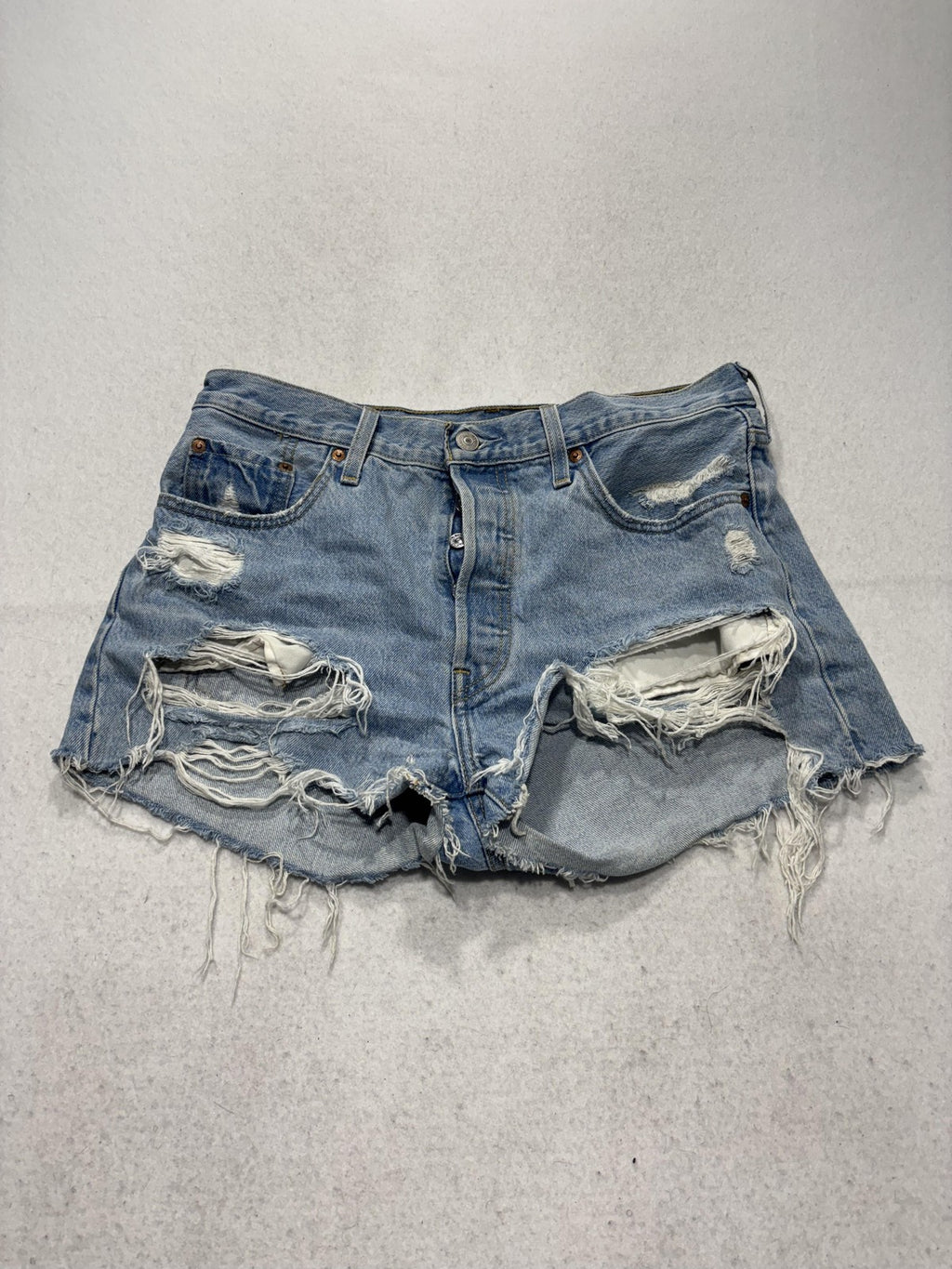 Levi's 501 Shorts Womens 8 Blue Denim High Rise Distressed Cut Off A00432