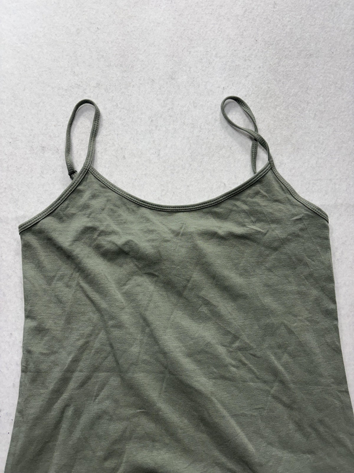 Forever 21 Tank Top Womens Medium Green Scoop Neck Cami Knit Stretch Casual