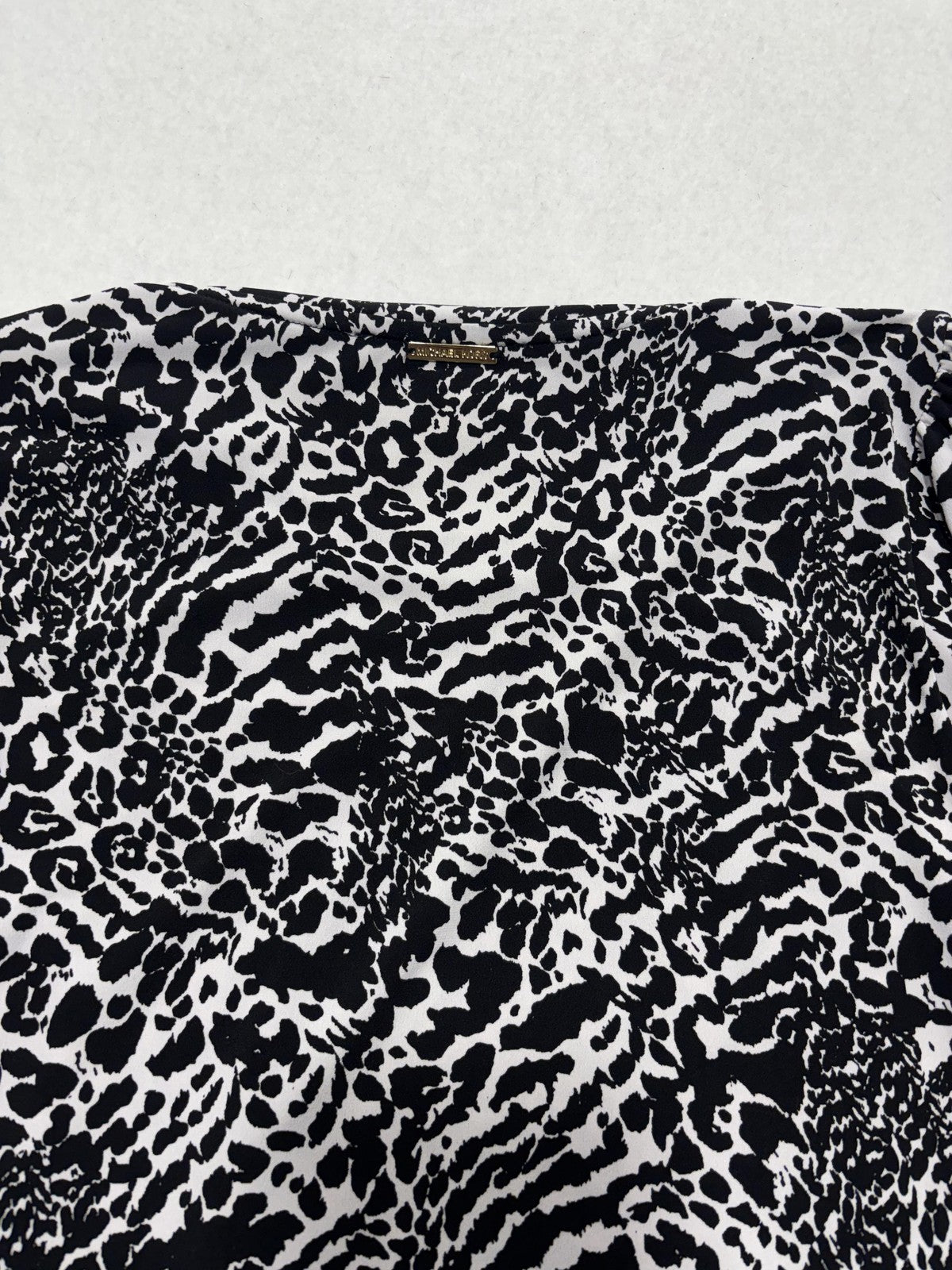 MICHAEL Michael Kors Shirt Womens Large Black Animal Print Short Sleeve Tee