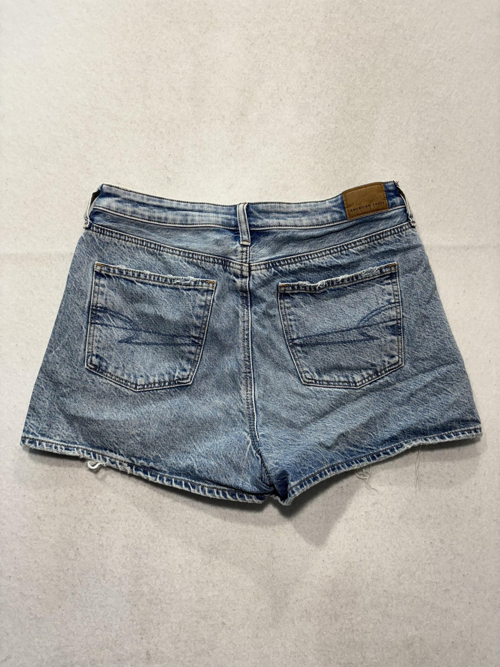 American Eagle Womens 8 Blue Denim Cut Off Raw Hem Shorts AEM120605U9A