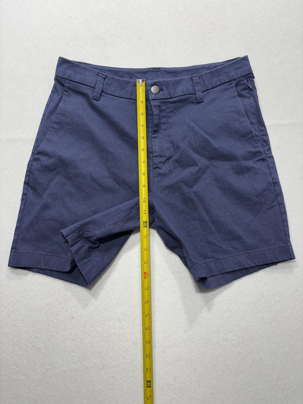 Lululemon Chino Shorts Mens 34 Blue 9" Inseam Stretch Casual Travel Outdoor