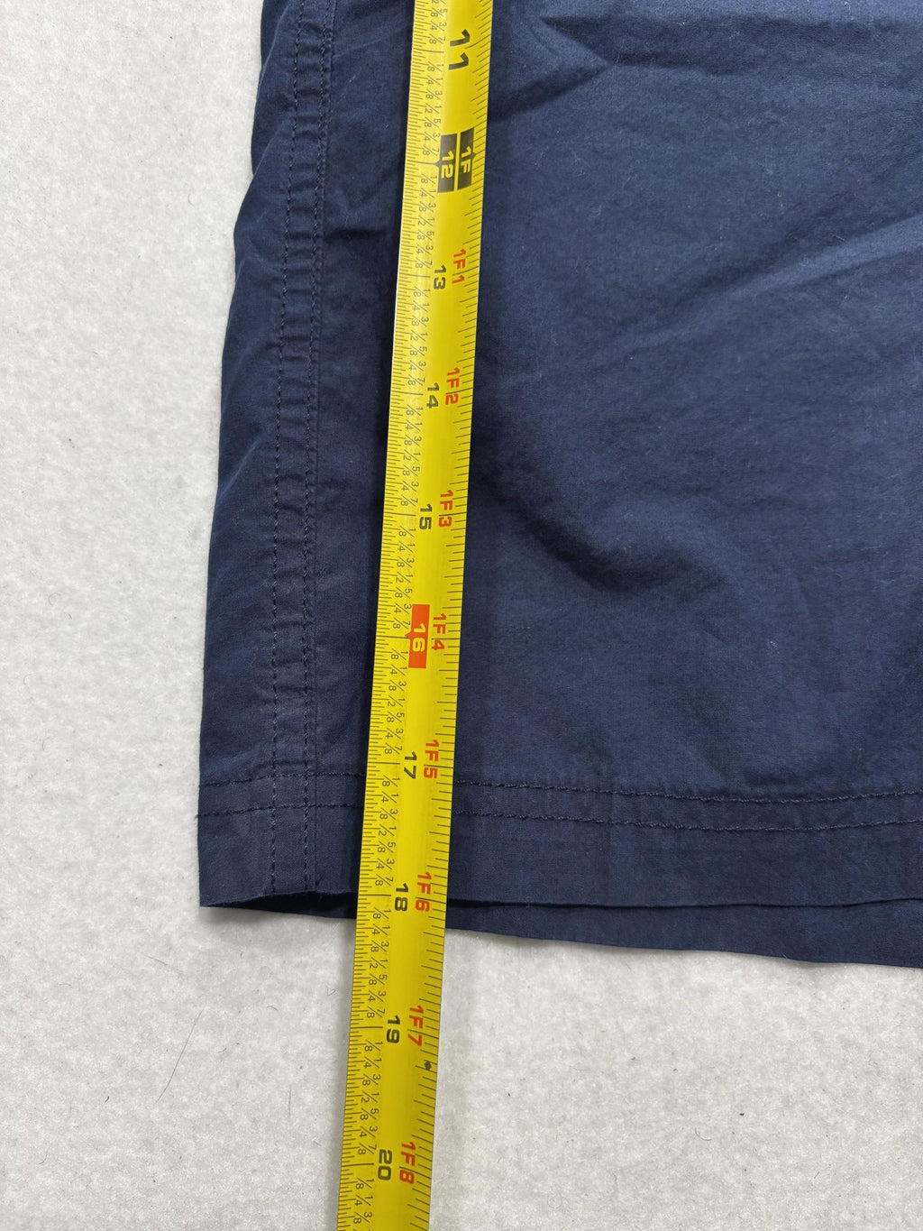Columbia Chino Shorts Mens 34 Blue 8" Inseam Lined Lightweight Travel Casual