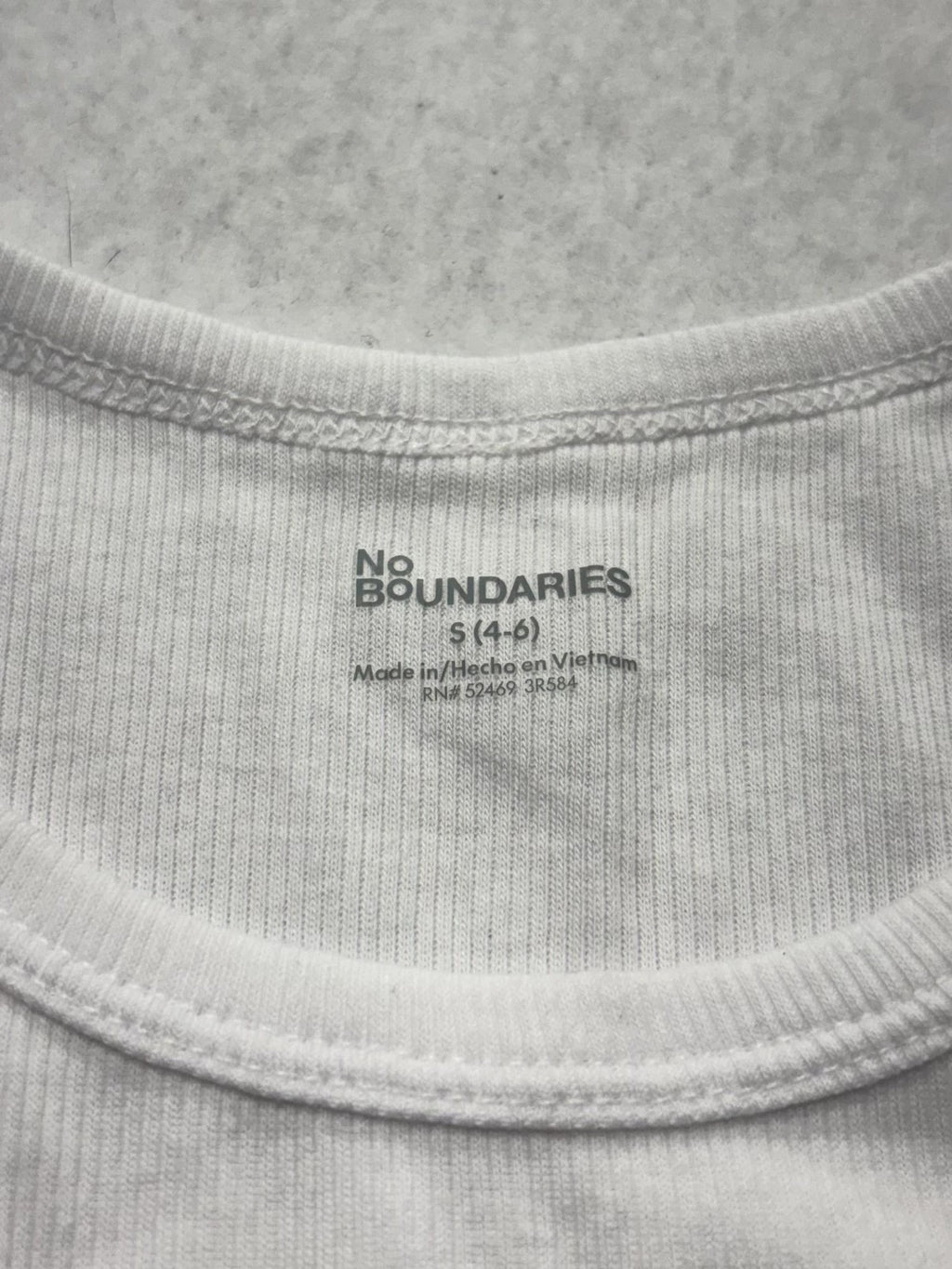 No Boundaries Tank Top Juniors S White Ribbed Knit Scoop Neck Basic Stretch