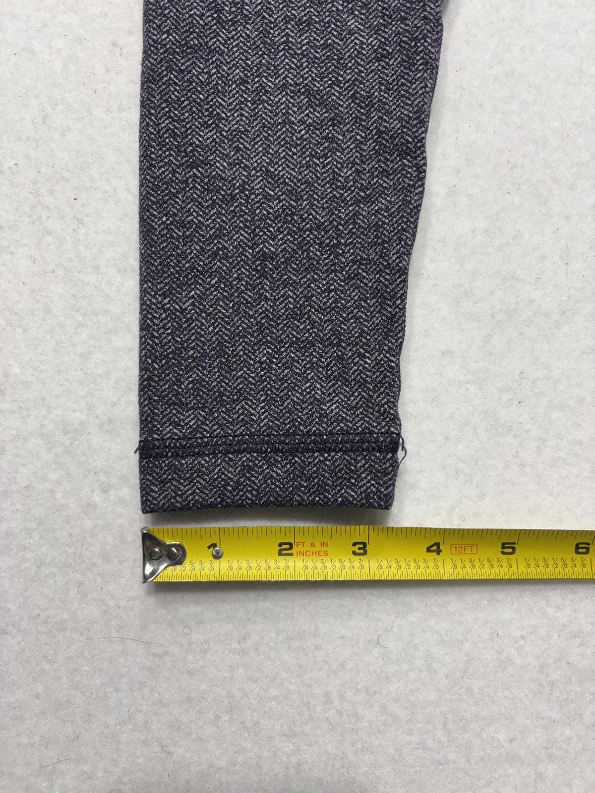 Lululemon Leggings Womens 6 Gray Herringbone 28" Inseam Ankle Yoga Stretch Knit