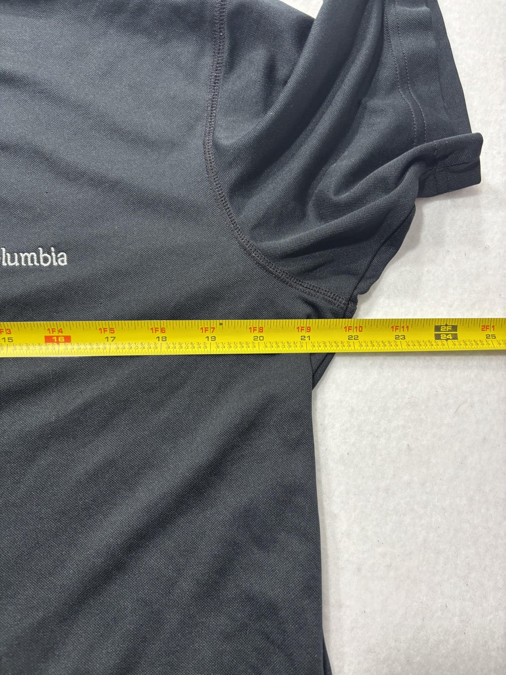 Columbia Omni-Wick Shirt Mens Medium Black Short Sleeve Tee Lightweight Active