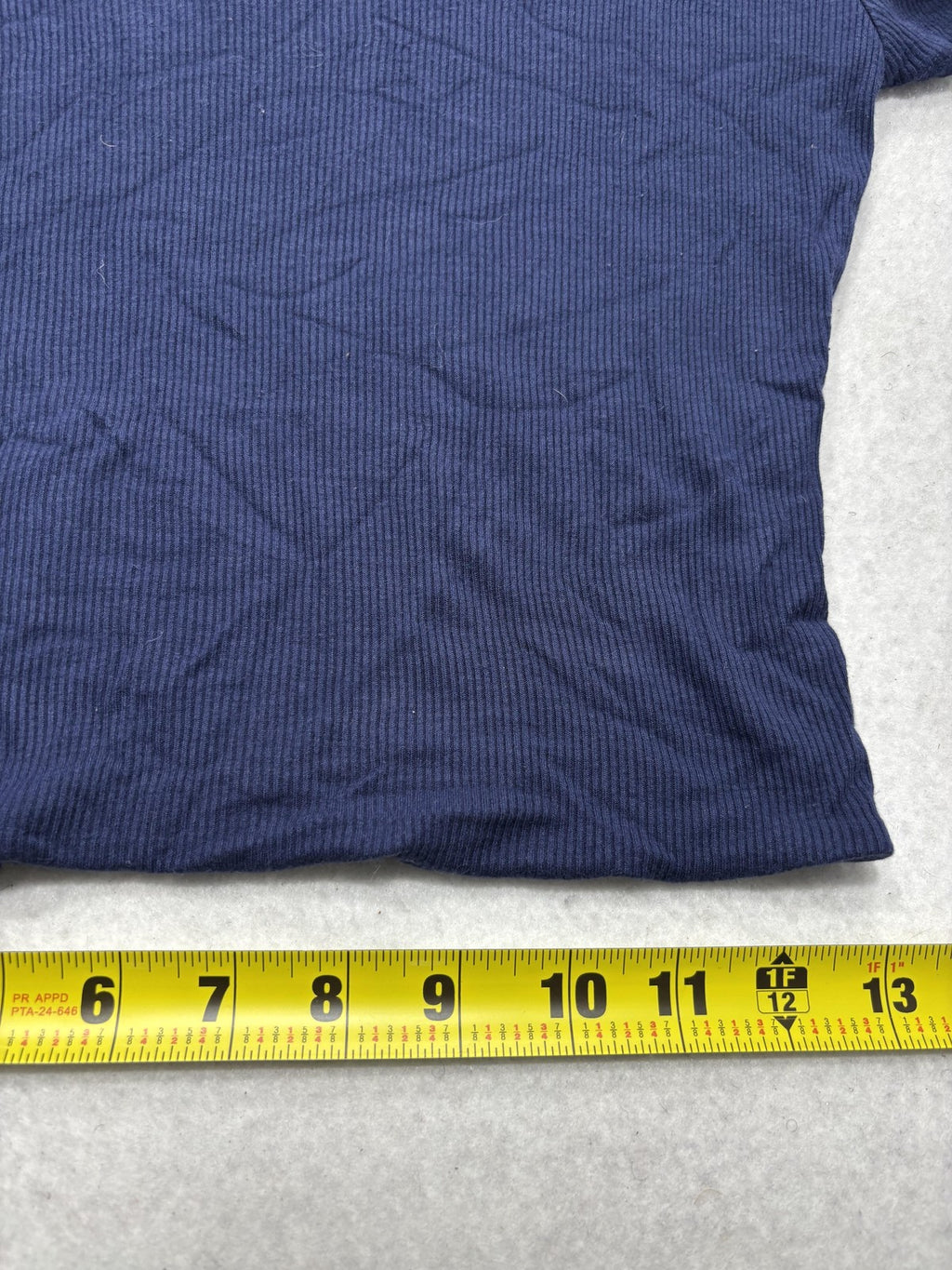 Derek Heart Shirt Womens Medium Blue V Neck Ribbed Cropped Tee Casual Stretch
