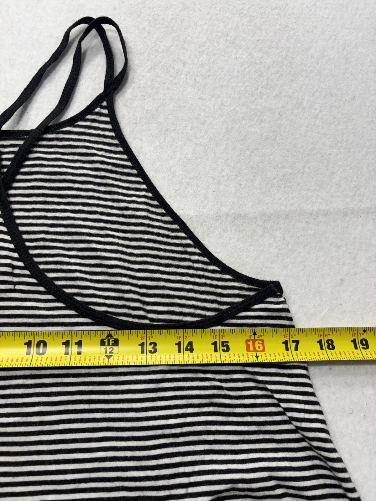 Hollister Tank Top Womens Medium Black White Stripe Halter Cami Strappy 374654