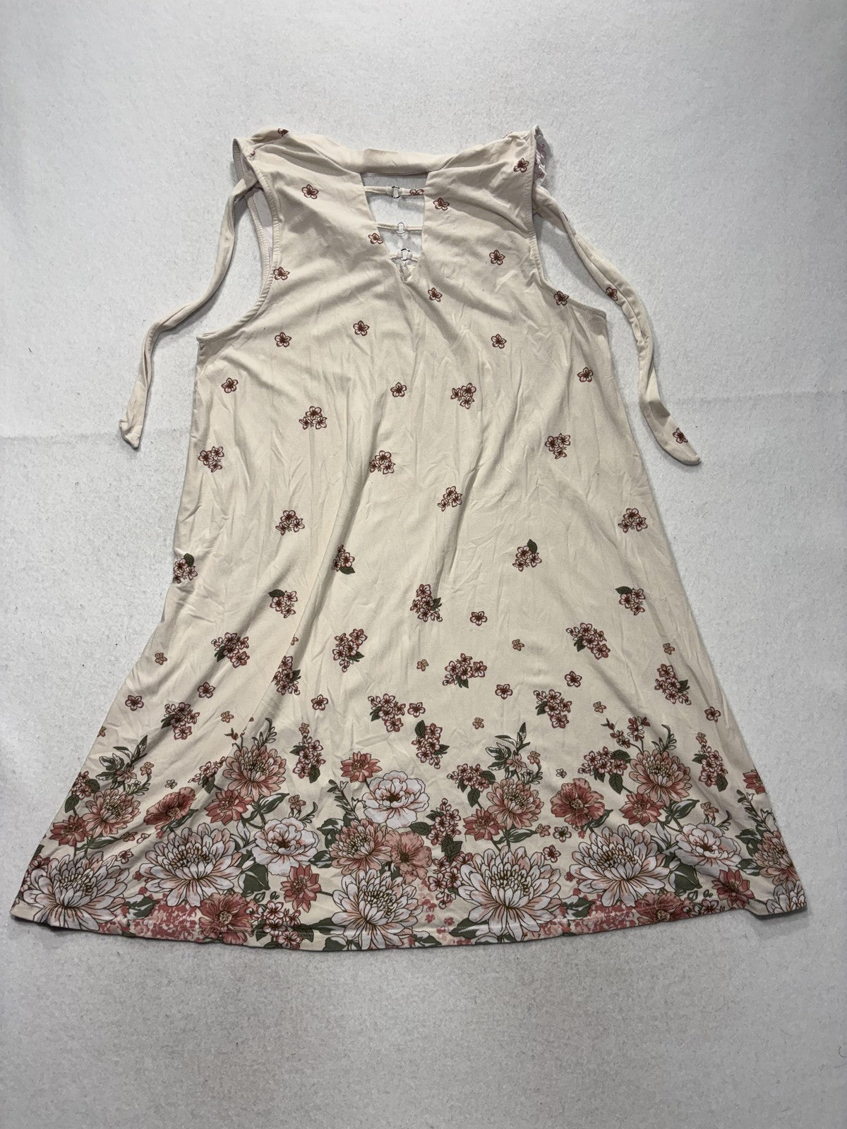 No Boundaries Girls White Floral V Neck Sleeveless Sundress L 11-13 Casual