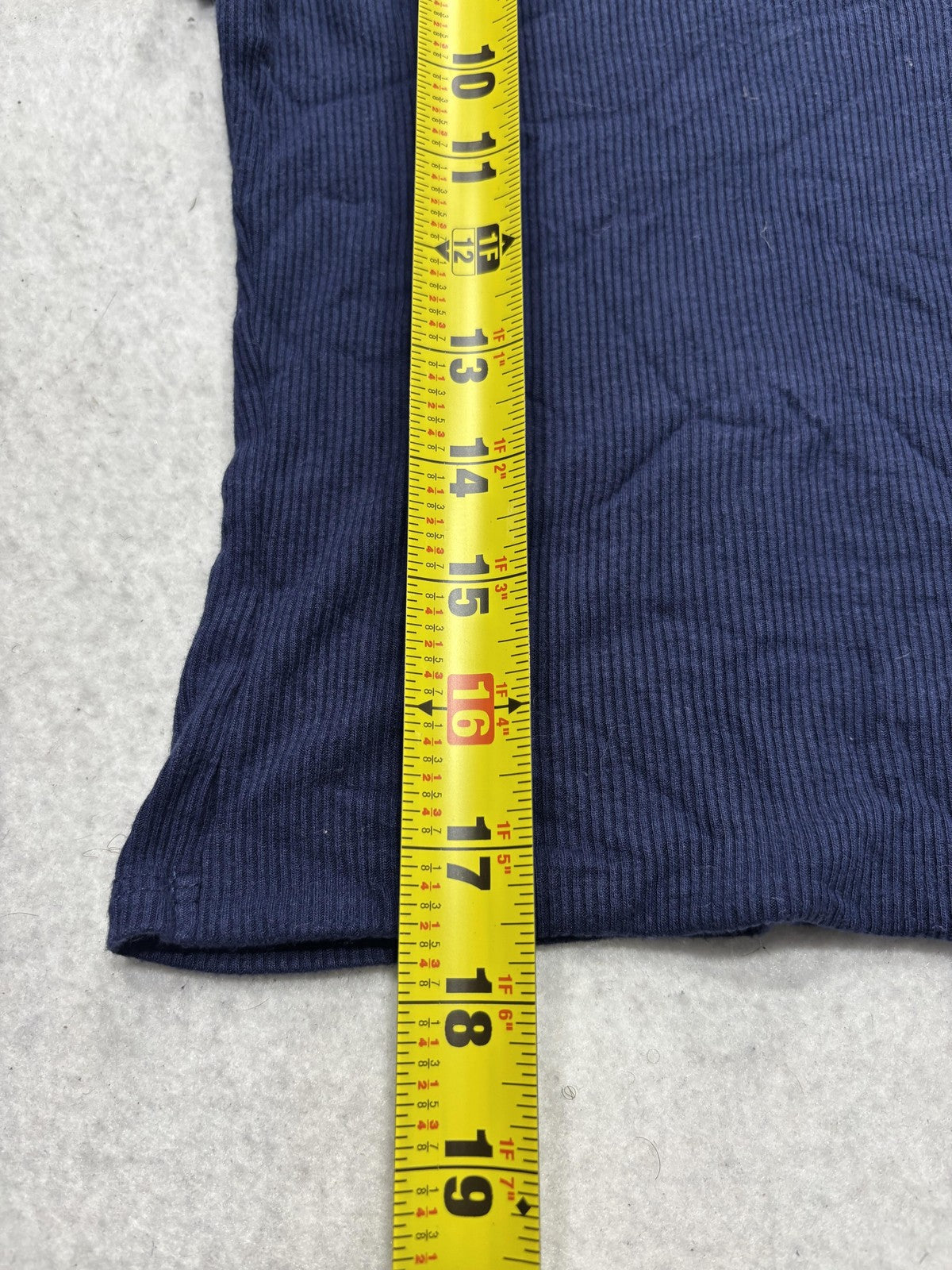Derek Heart Shirt Womens Medium Blue V Neck Ribbed Cropped Tee Casual Stretch