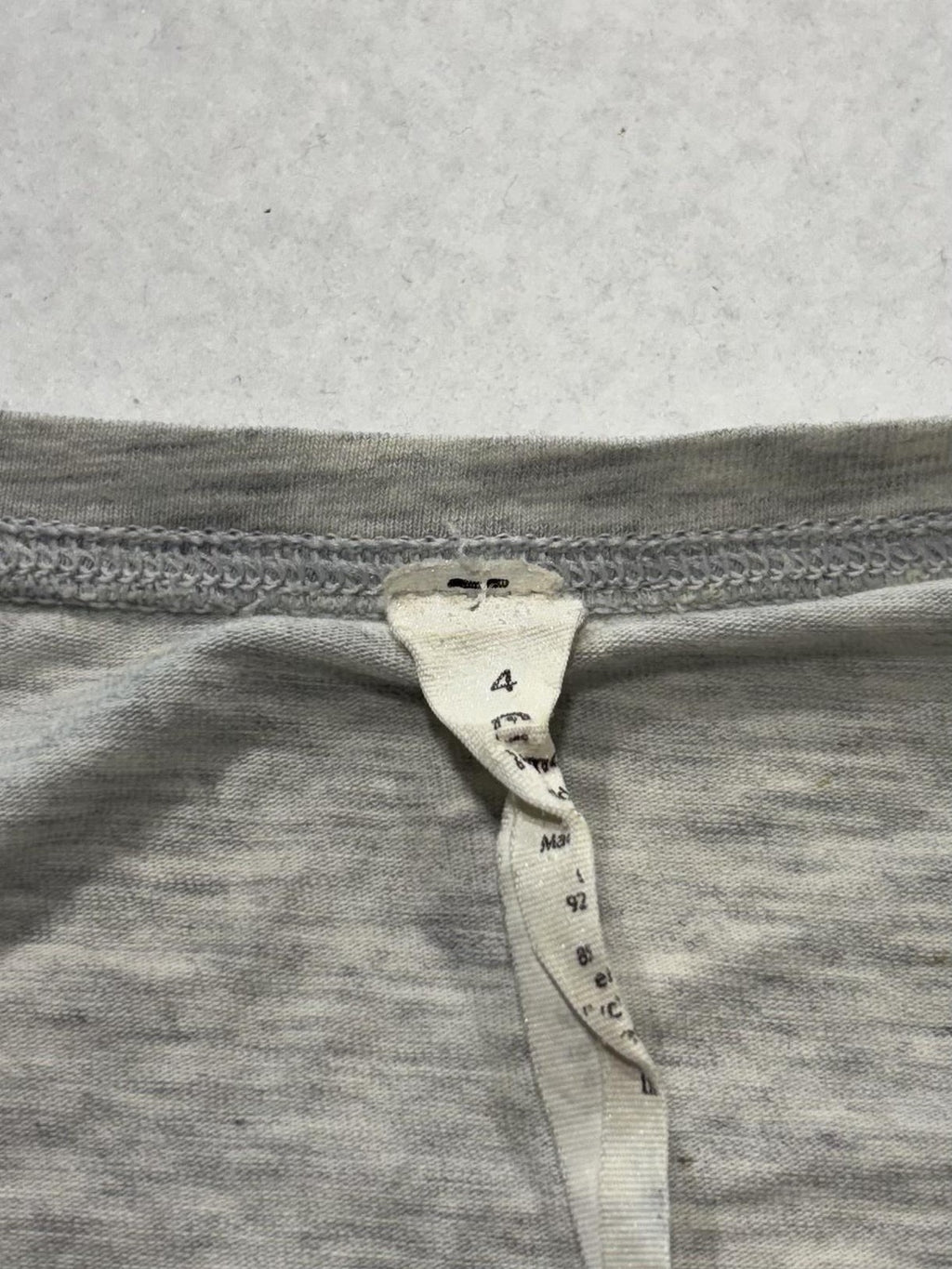 Lululemon Athletica Shirt Womens 4 Gray V Neck Tie Front Cropped Tee Casual
