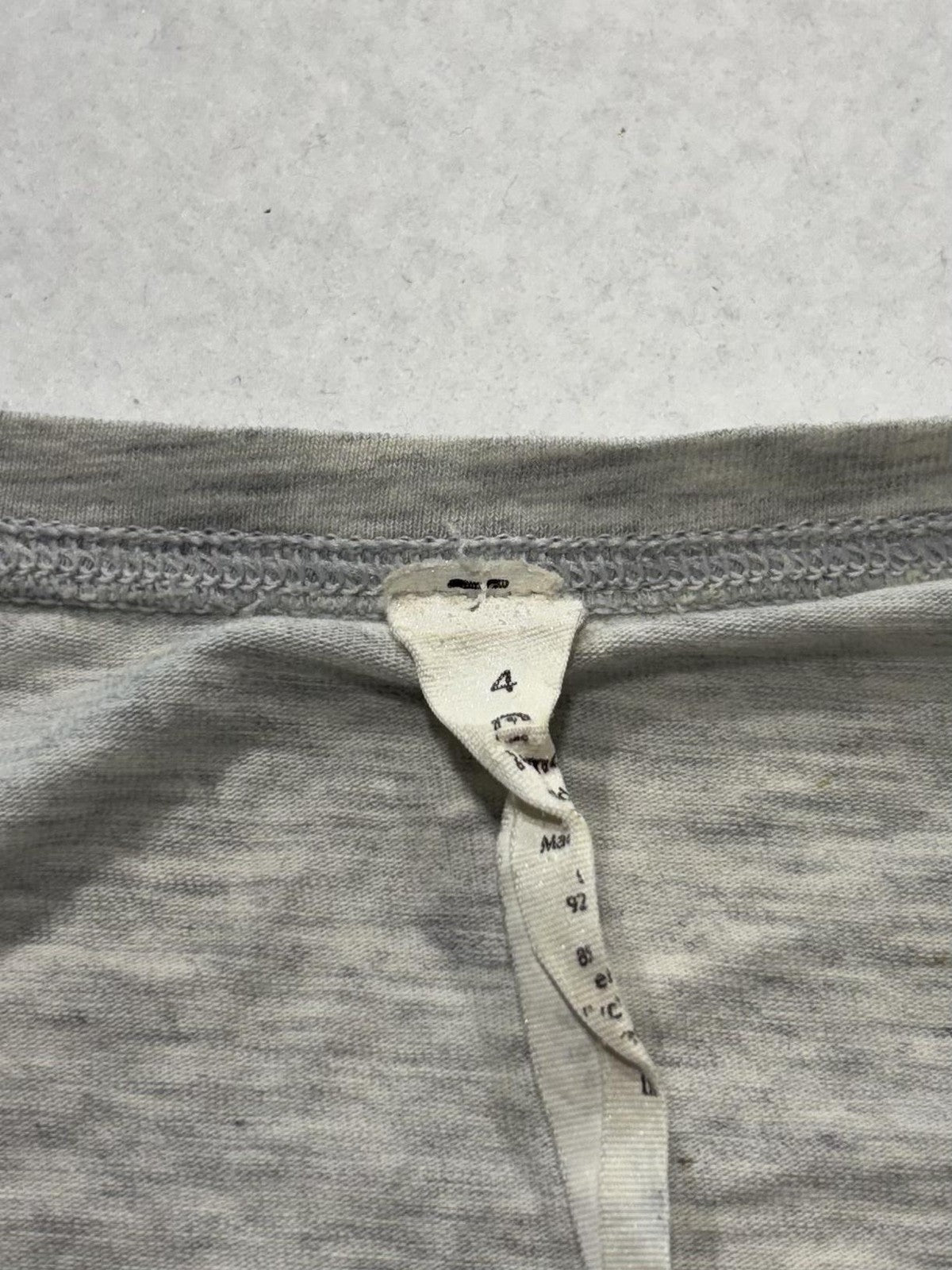Lululemon Athletica Shirt Womens 4 Gray V Neck Tie Front Cropped Tee Casual