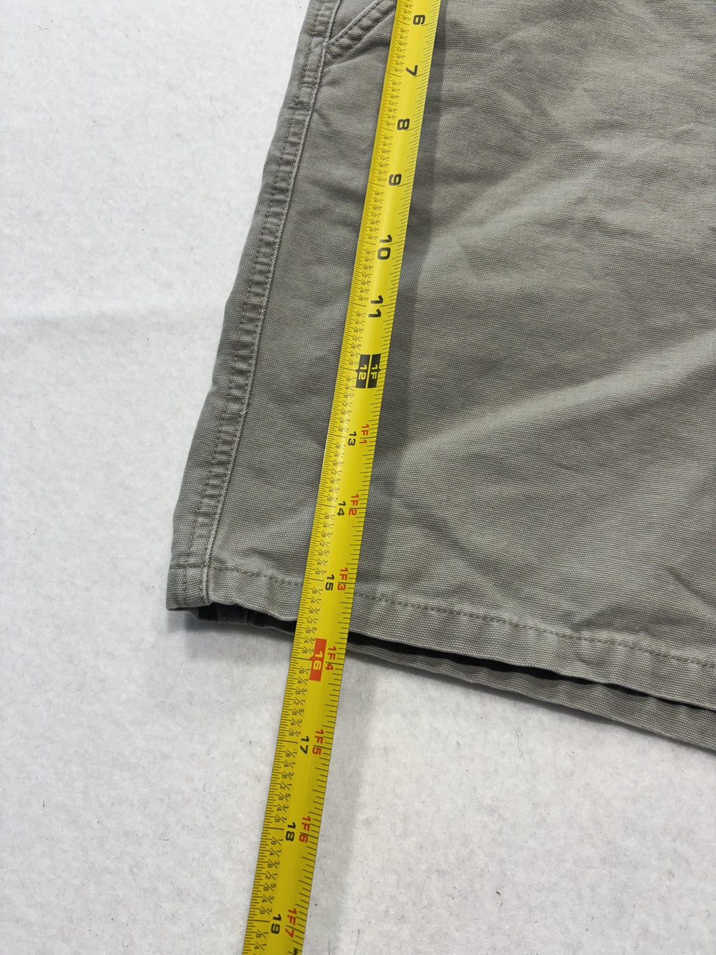 Vintage Columbia Shorts Womens 12 Green Twill Chino 6 Inseam Hiking Casual