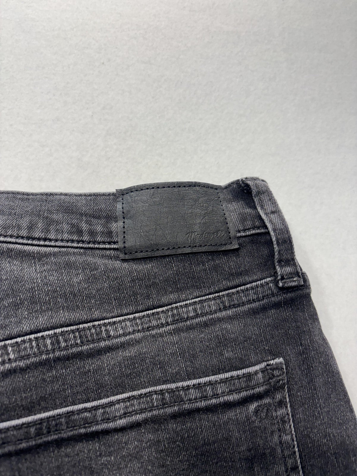 Madewell Jeans Womens 30 Charcoal Wash Mid Rise Stovepipe Raw Hem Stretch 30x28