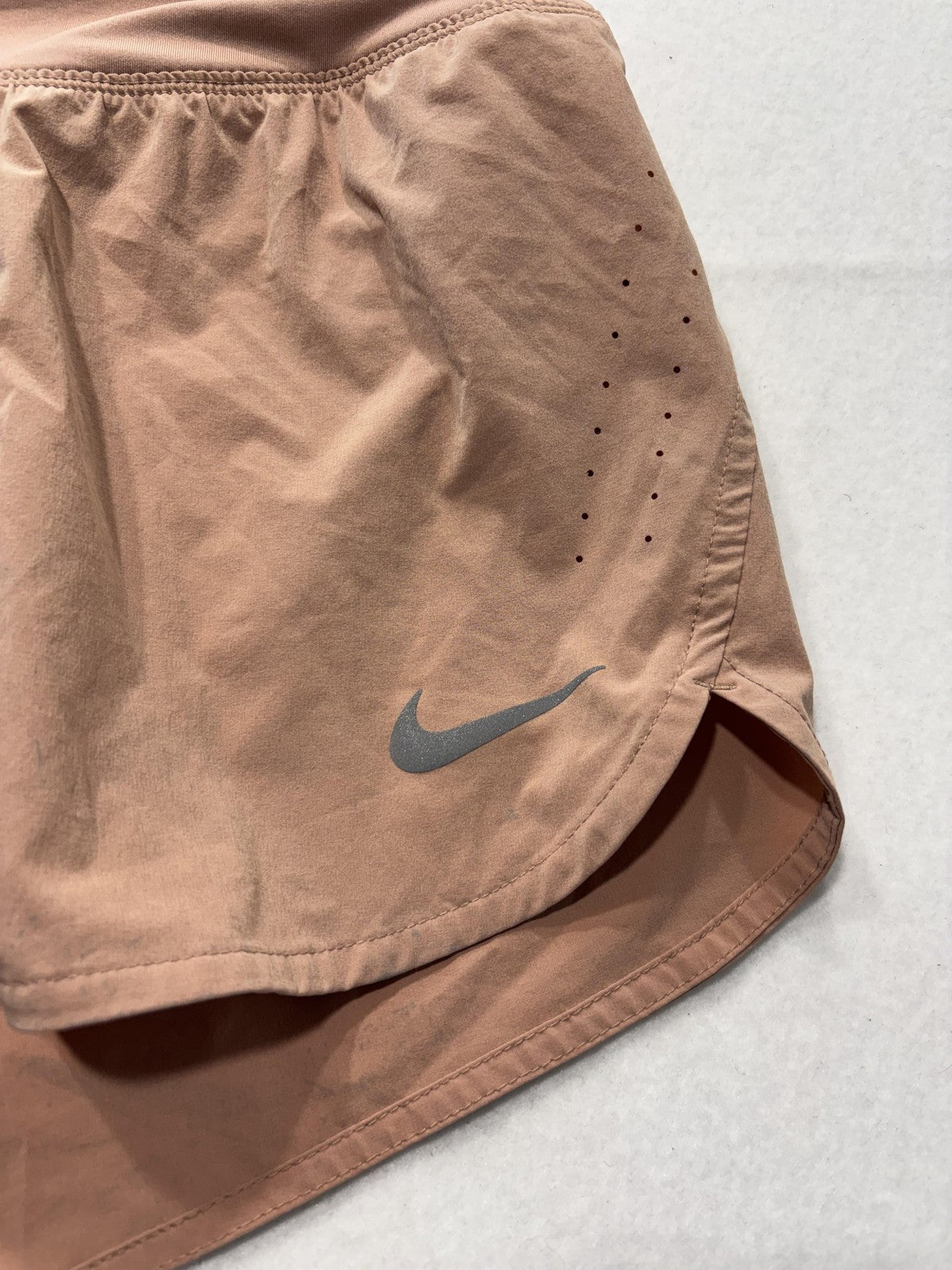 Nike Running Shorts Womens Medium Brown Dri-FIT Lined Zip Pocket Lightweight