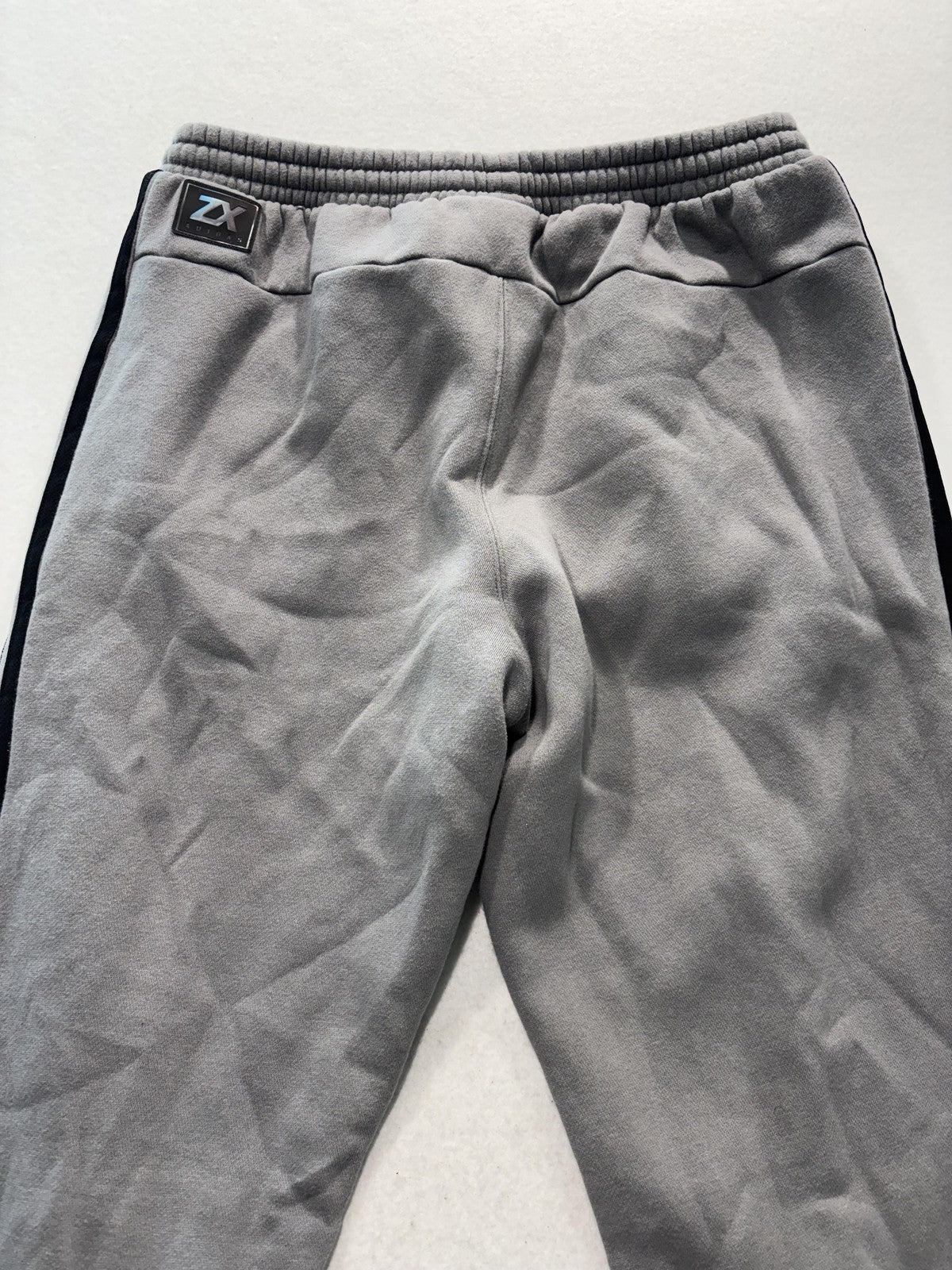 Adidas ZX Sweatpants Mens Medium Gray Fleece Elastic Waist Side Stripe Cuffed