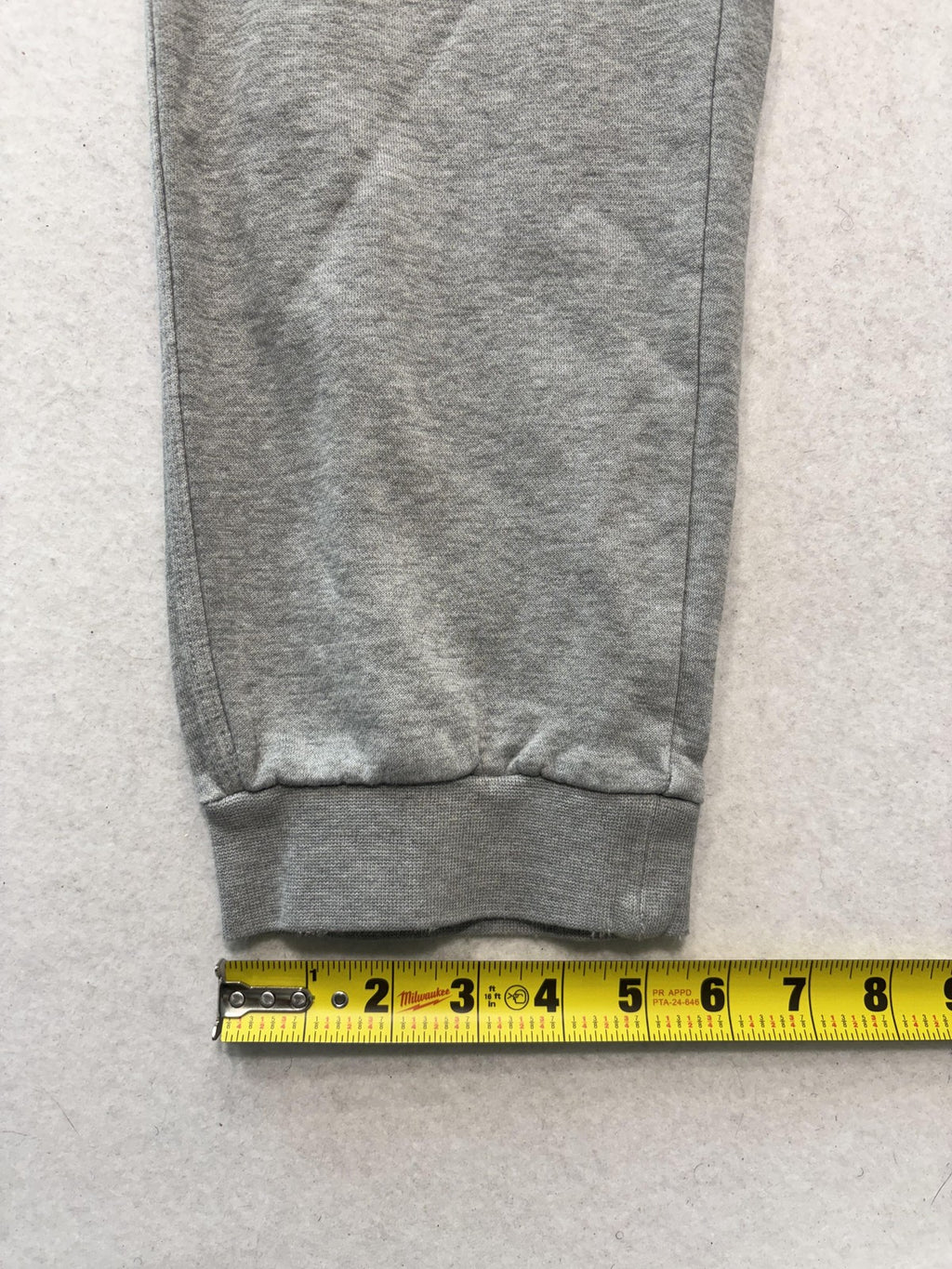 Nike Jogger Pants Mens XL Gray Fleece Elastic Waist Tapered Athletic Pockets