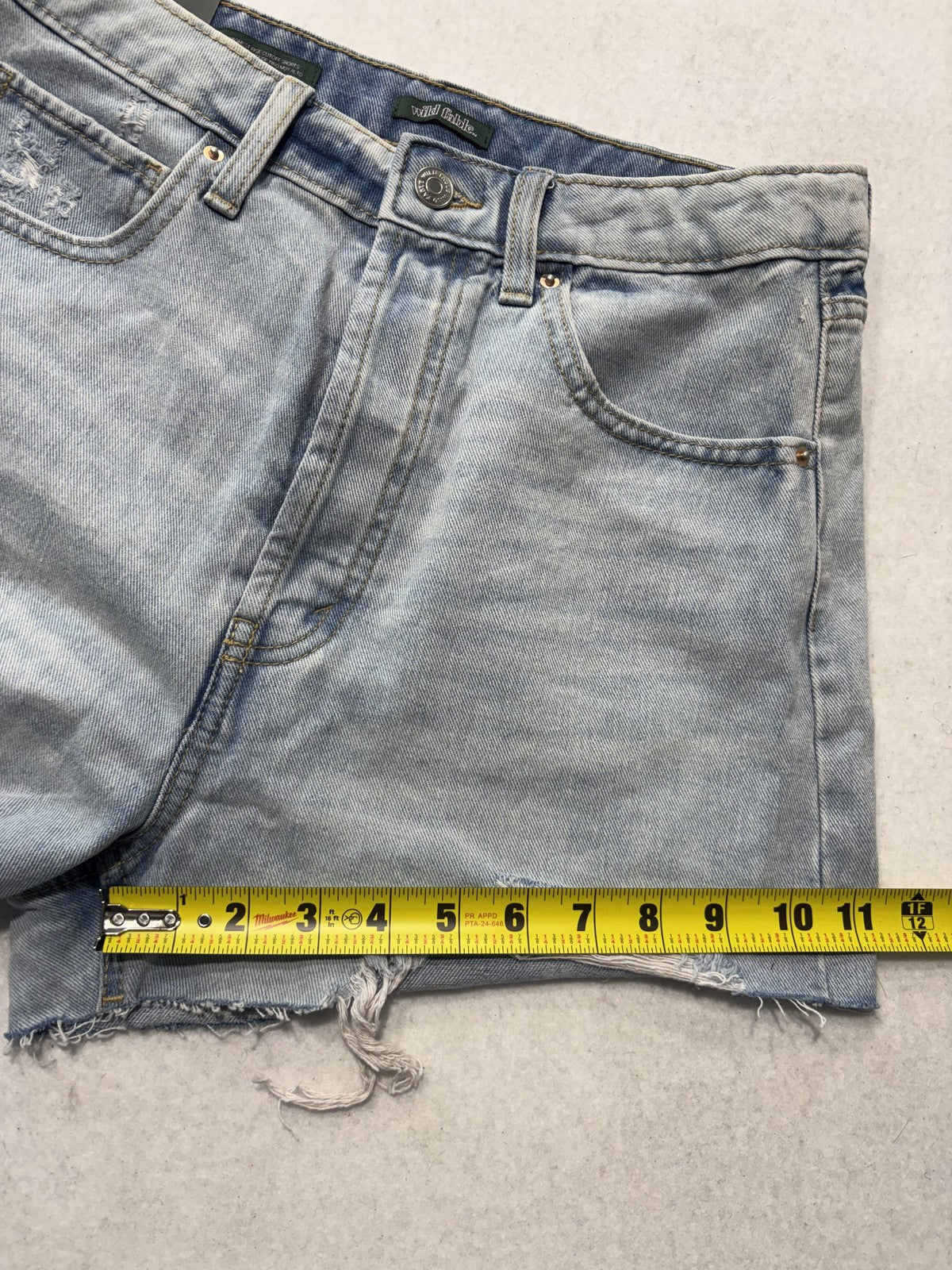 Wild Fable Shorts Womens 8 Blue Highest Rise Cutoff Denim Distressed Raw Hem