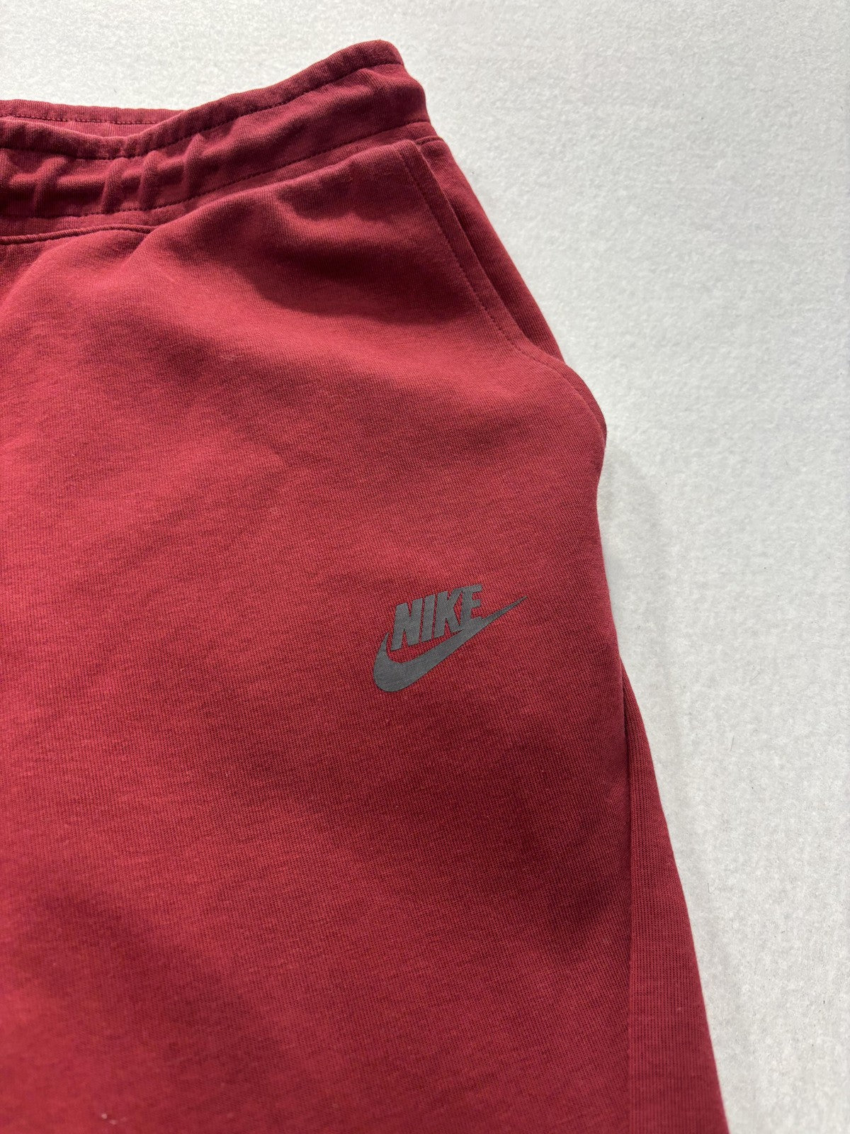 Nike Jogger Pants Mens Large Red Fleece Elastic Waist Zip Pockets Athletic