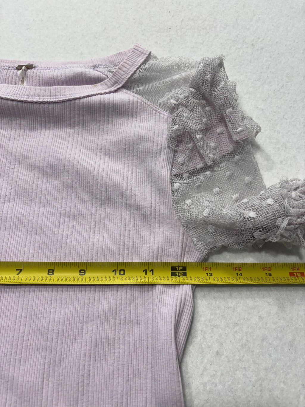 Urban Outfitters Top Womens M/L Purple Crew Neck Sheer Puff Sleeve Dot Ruffle