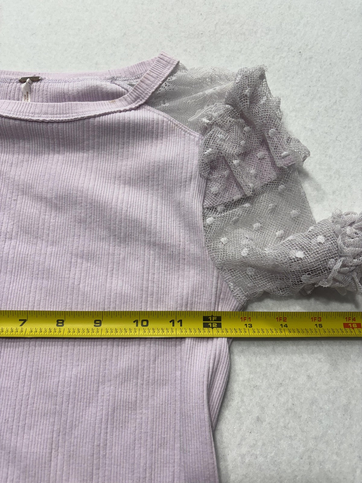 Urban Outfitters Top Womens M/L Purple Crew Neck Sheer Puff Sleeve Dot Ruffle