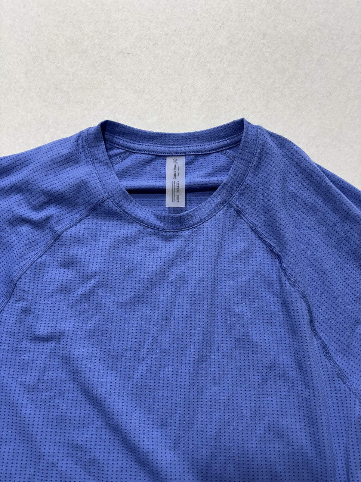 Outdoor Voices ThinkFast Shirt Mens XS Blue Mesh Short Sleeve Running Athletic