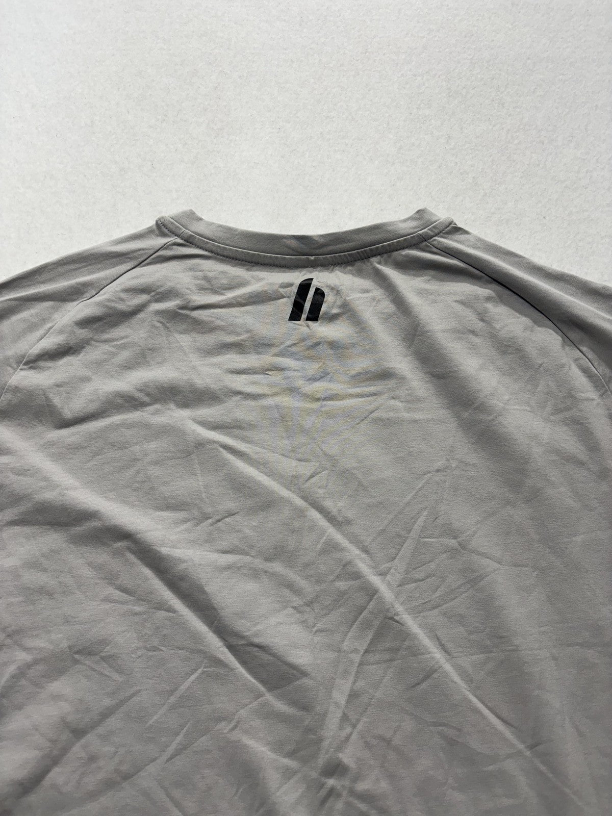 HyprMV Shirt Mens XL Gray Incognito Training Tee Raglan Athletic Gym Stretch