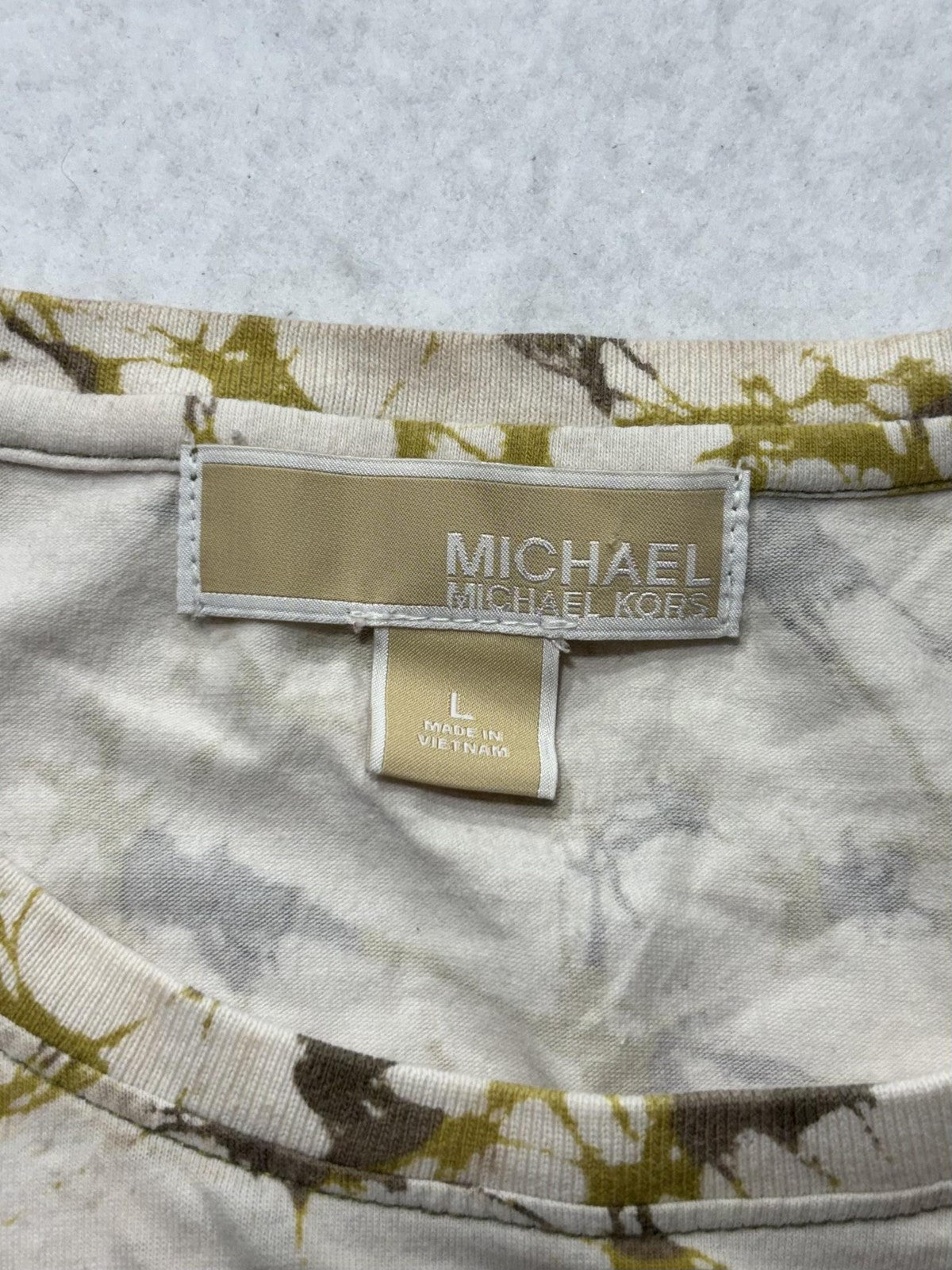 MICHAEL Michael Kors Shirt Womens Large Tan Splatter Crew Neck Short Sleeve Tee
