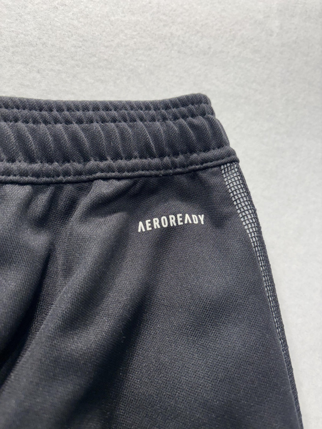 Adidas Track Pants Mens Medium Black AEROREADY Elastic Waist Side Stripe