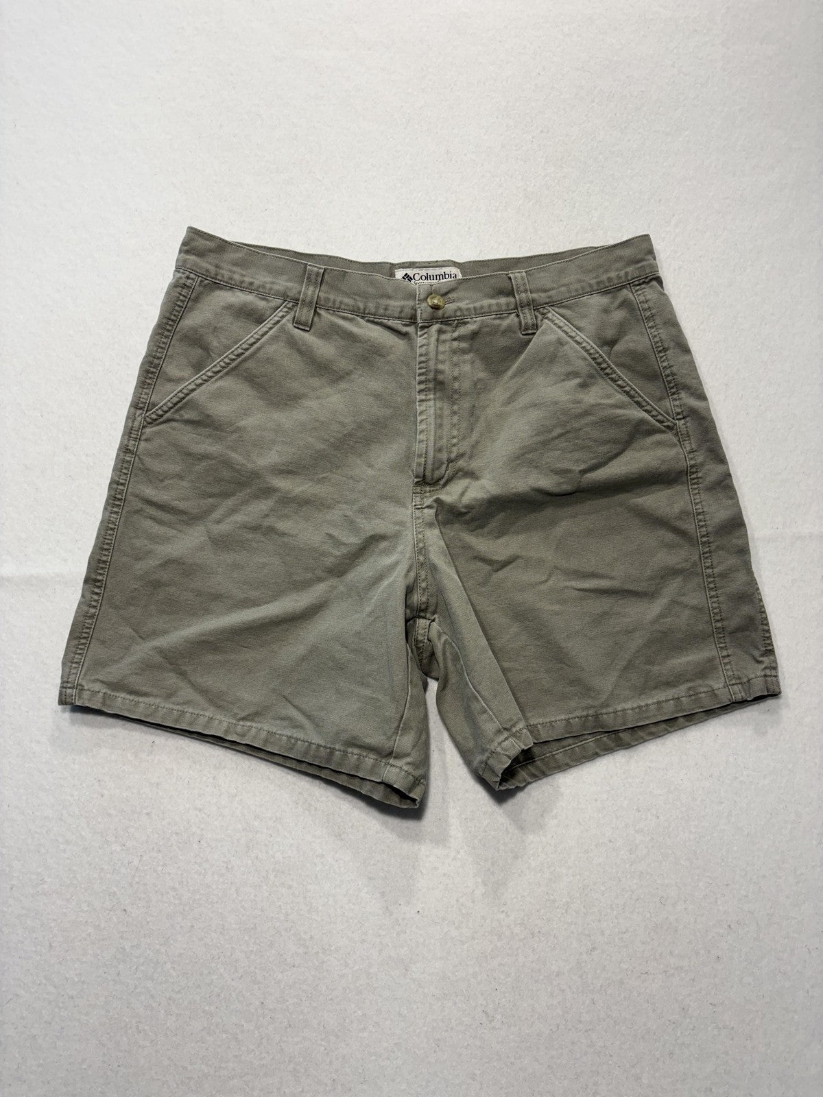 Vintage Columbia Shorts Womens 12 Green Twill Chino 6 Inseam Hiking Casual